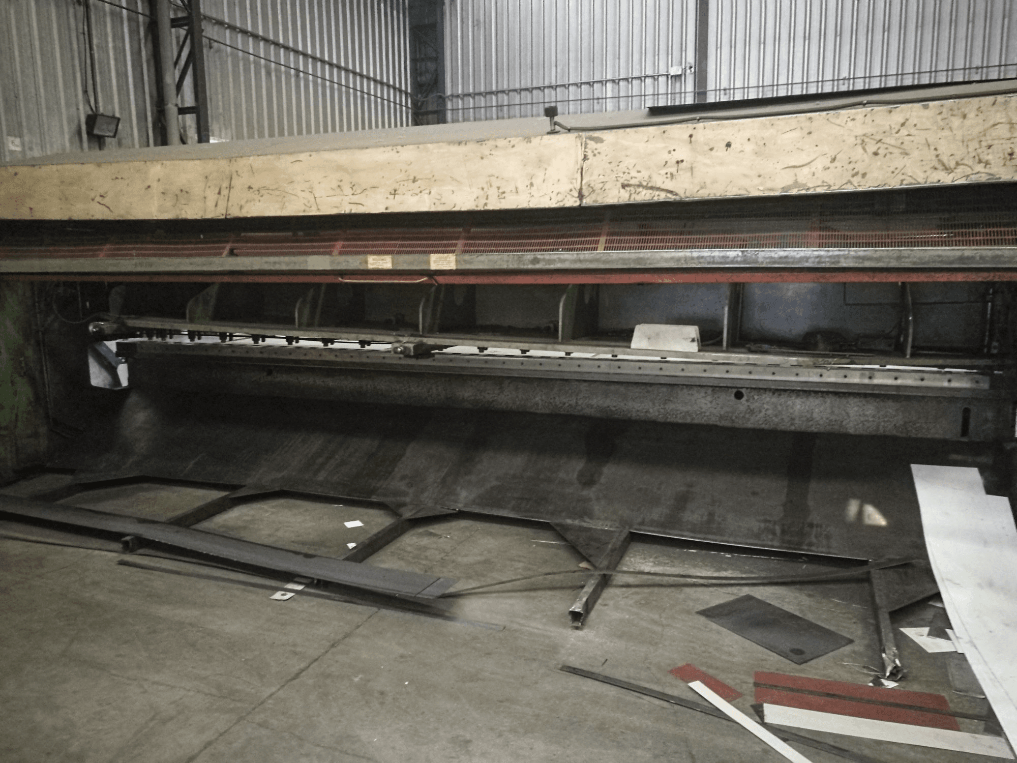 A ARRIETA CGHR 60/6/8 gép elölnézete