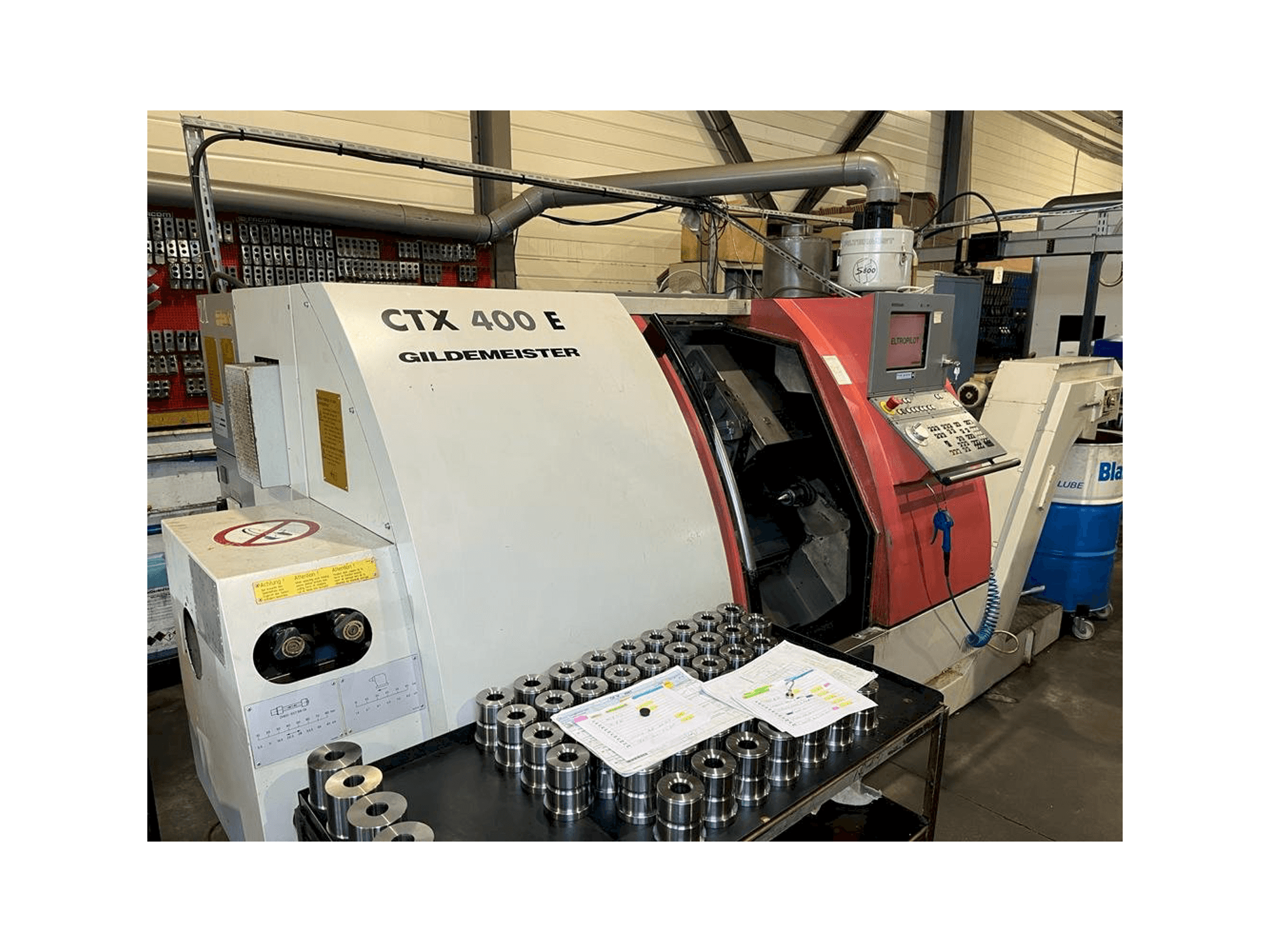 A Gildemeister CTX 400 E gép elölnézete