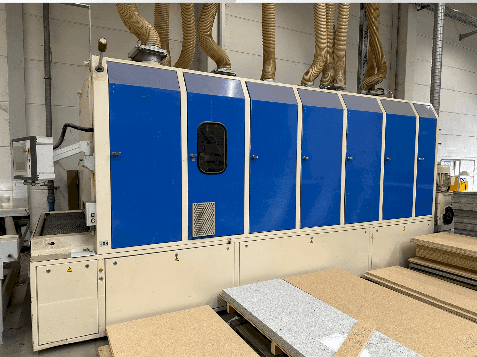 A HEESEMANN LSM8 / EA2 gép elölnézete