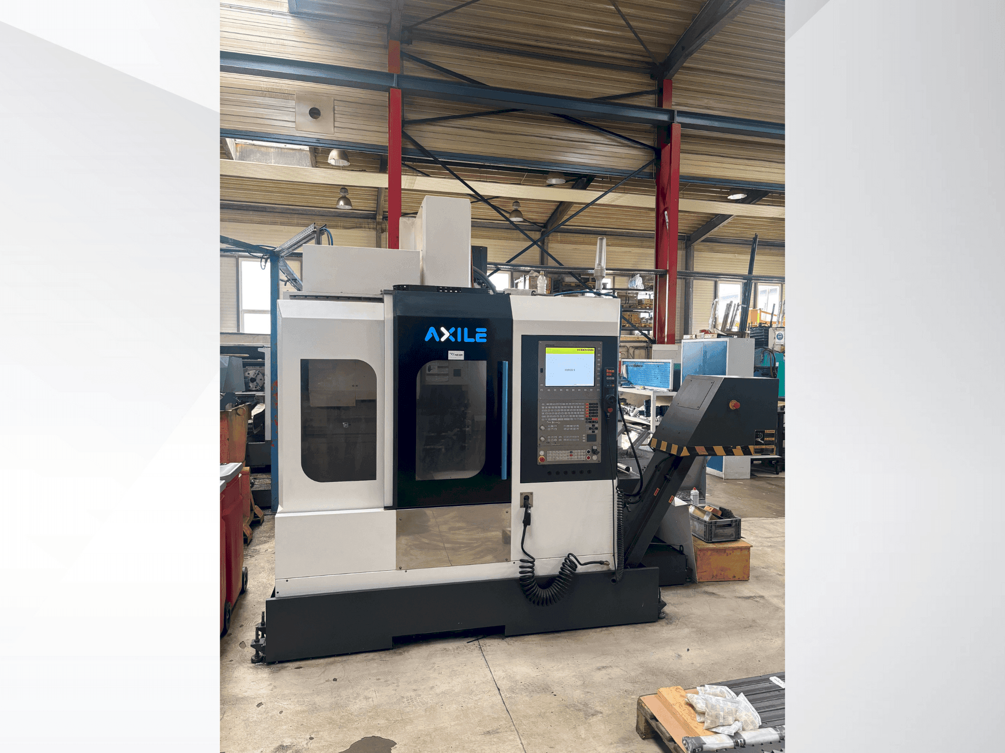 A AXILE V4 gép elölnézete