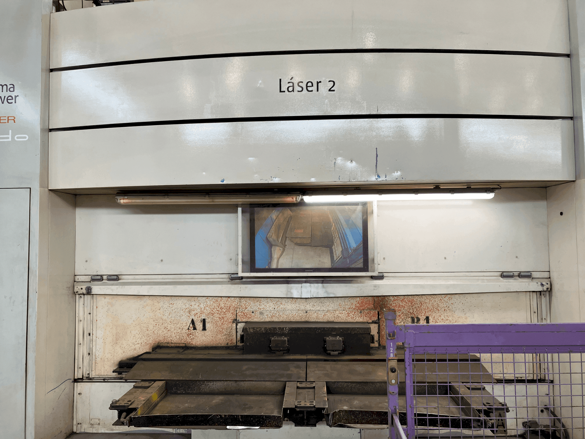 A Prima Power Rapido gép elölnézete