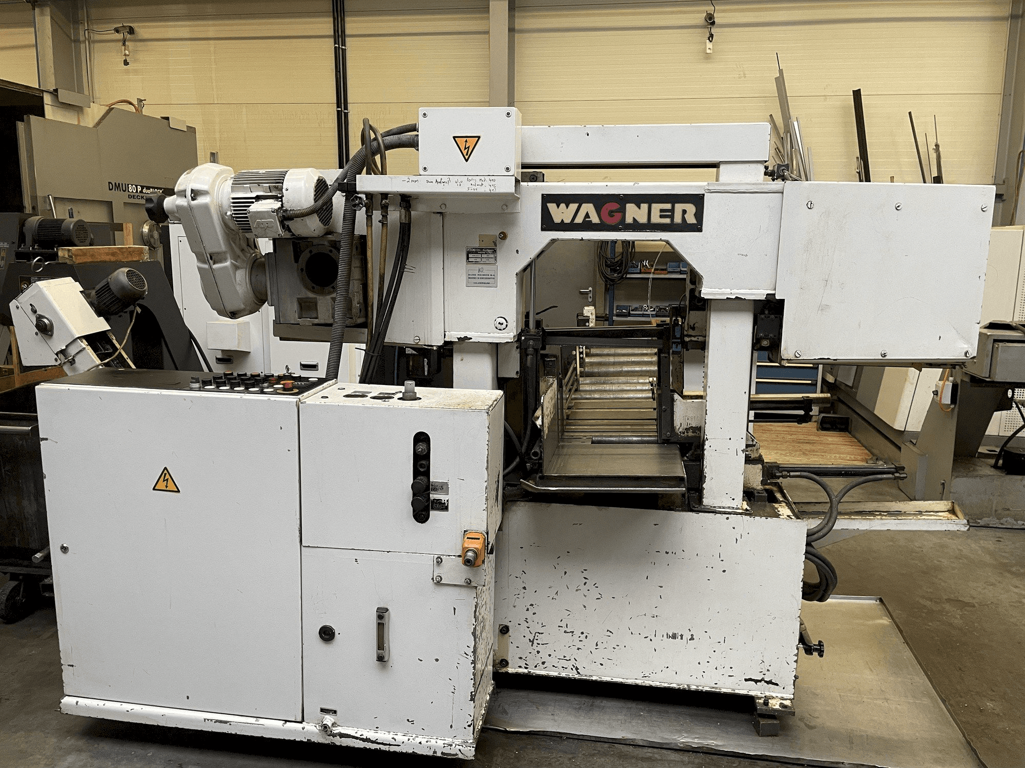 A WAGNER WPB 340 A gép elölnézete