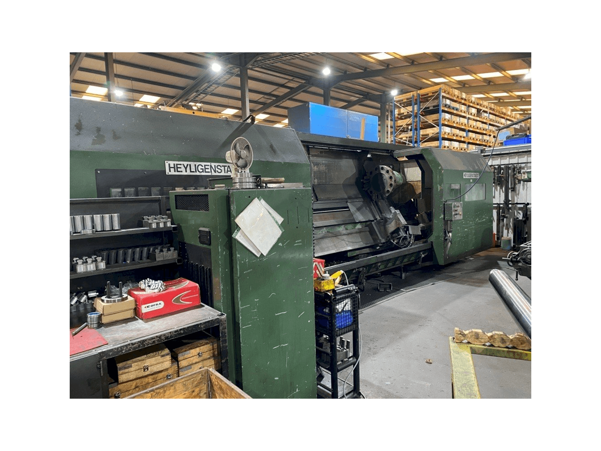 A HEYLIGENSTAEDT Heynumat 21U gép elölnézete