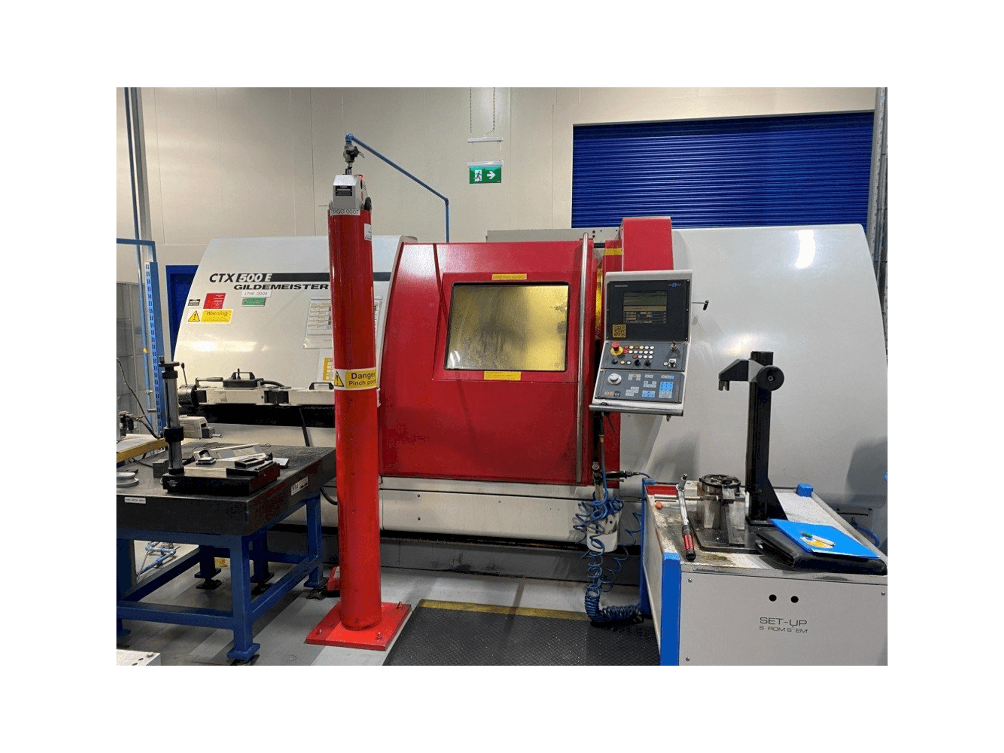 A Gildemeister CTX-500 E gép elölnézete