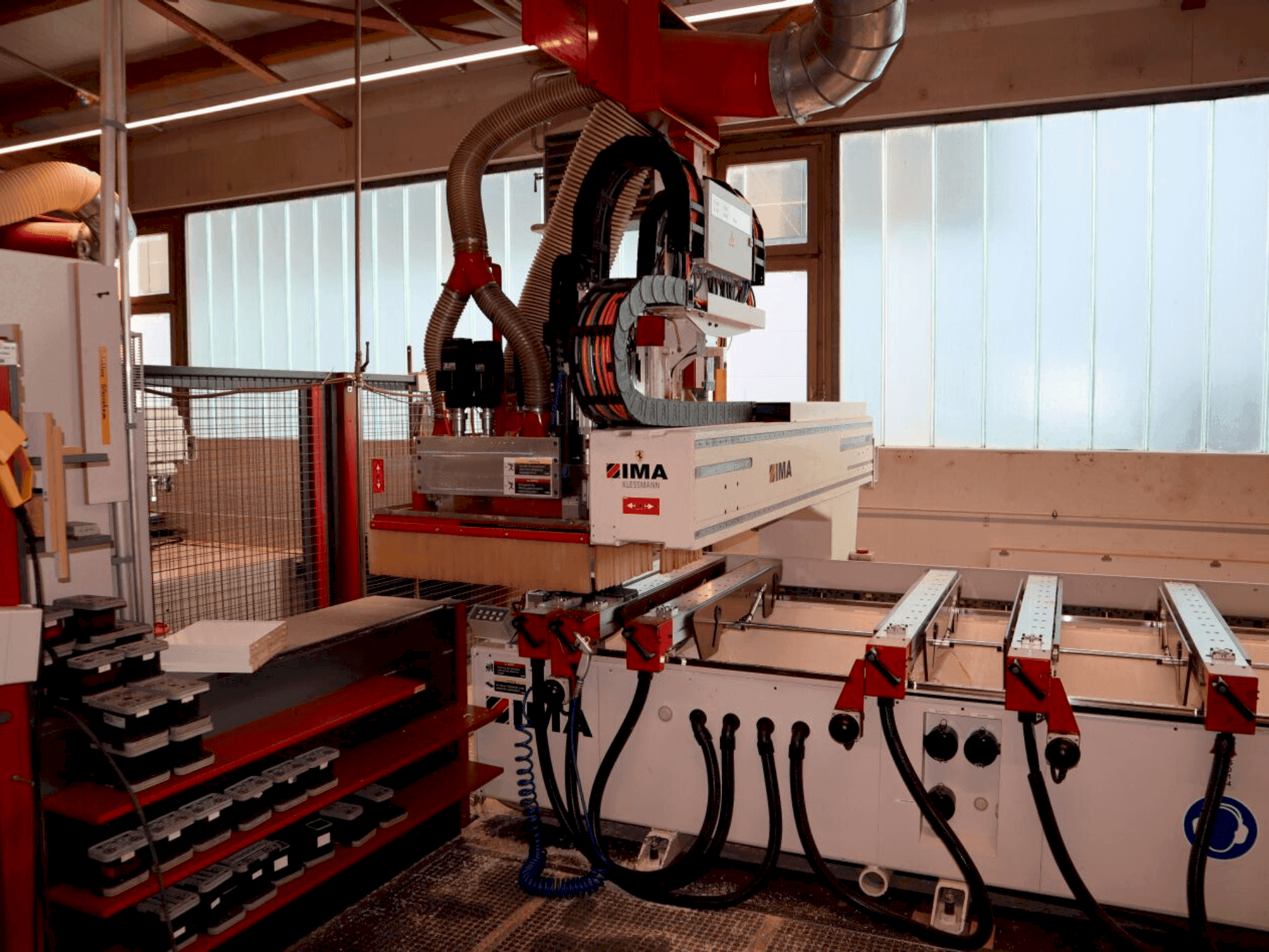 A IMA BIMA 410 120/400 gép elölnézete