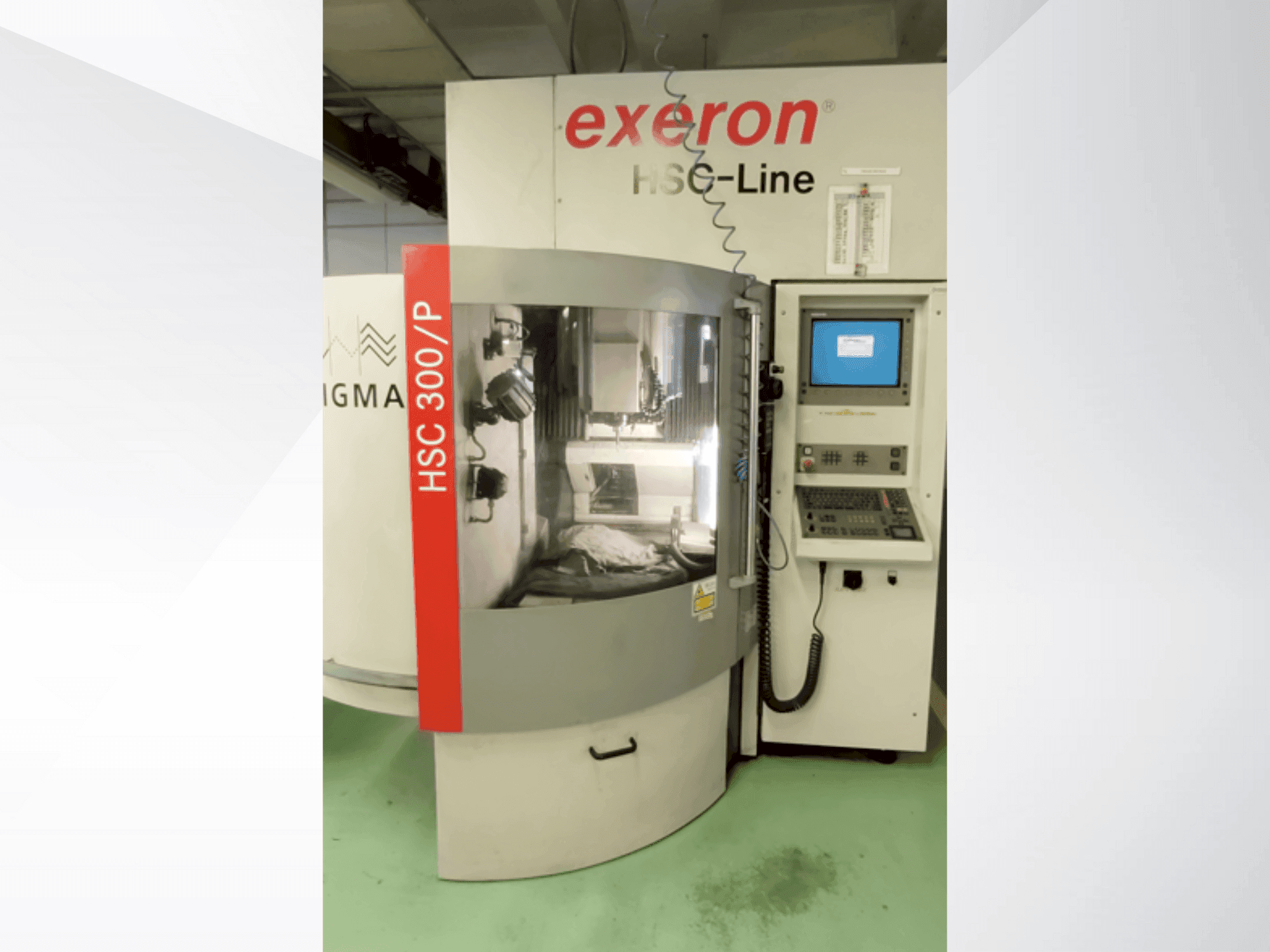 A EXTRON Digma HSC 300/P gép elölnézete