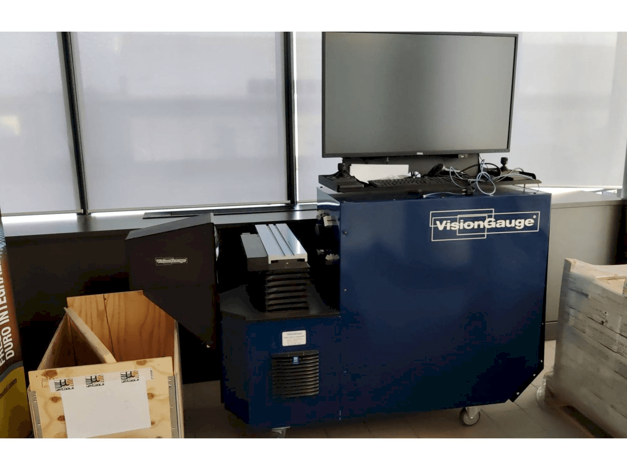 A Vision Gauge 500 series gép elölnézete