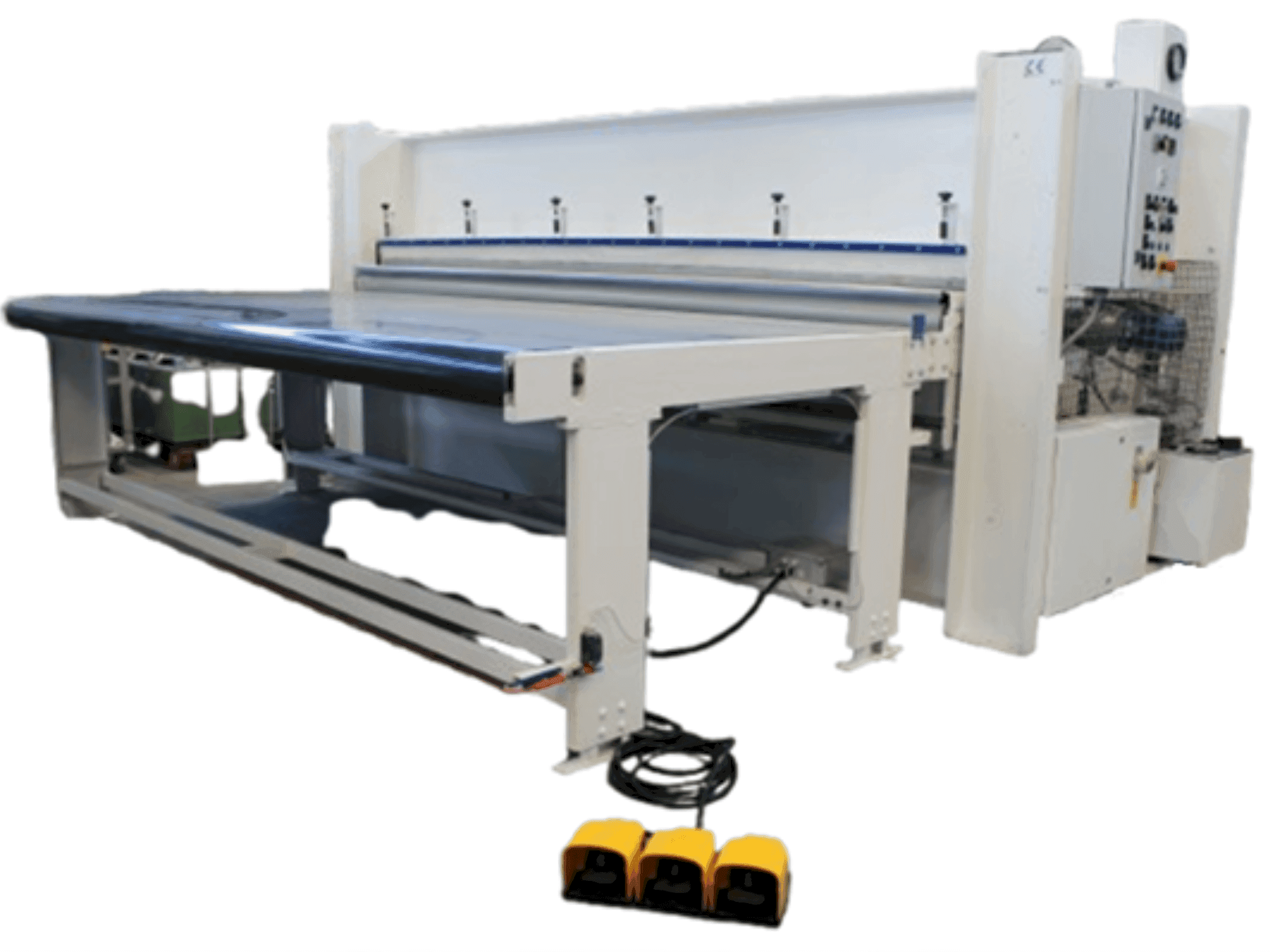 A ITALPRESSE DS 130 gép elölnézete