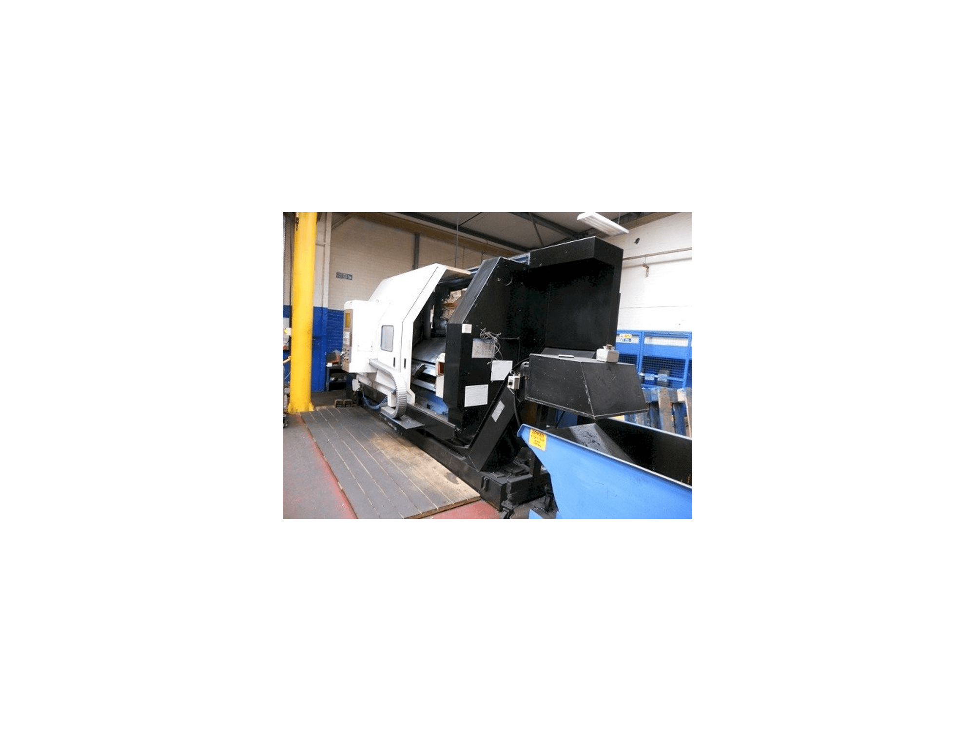 A Mazak Slant Turn 50N-2000U gép elölnézete