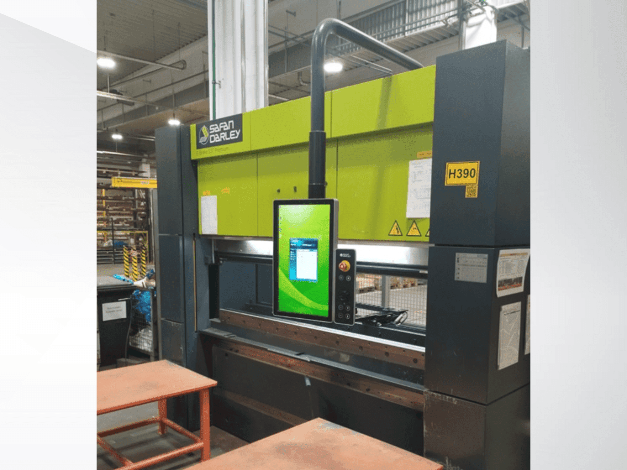 A Safan SAFAN DARLEY E-BRAKE premium 50-2050 gép elölnézete