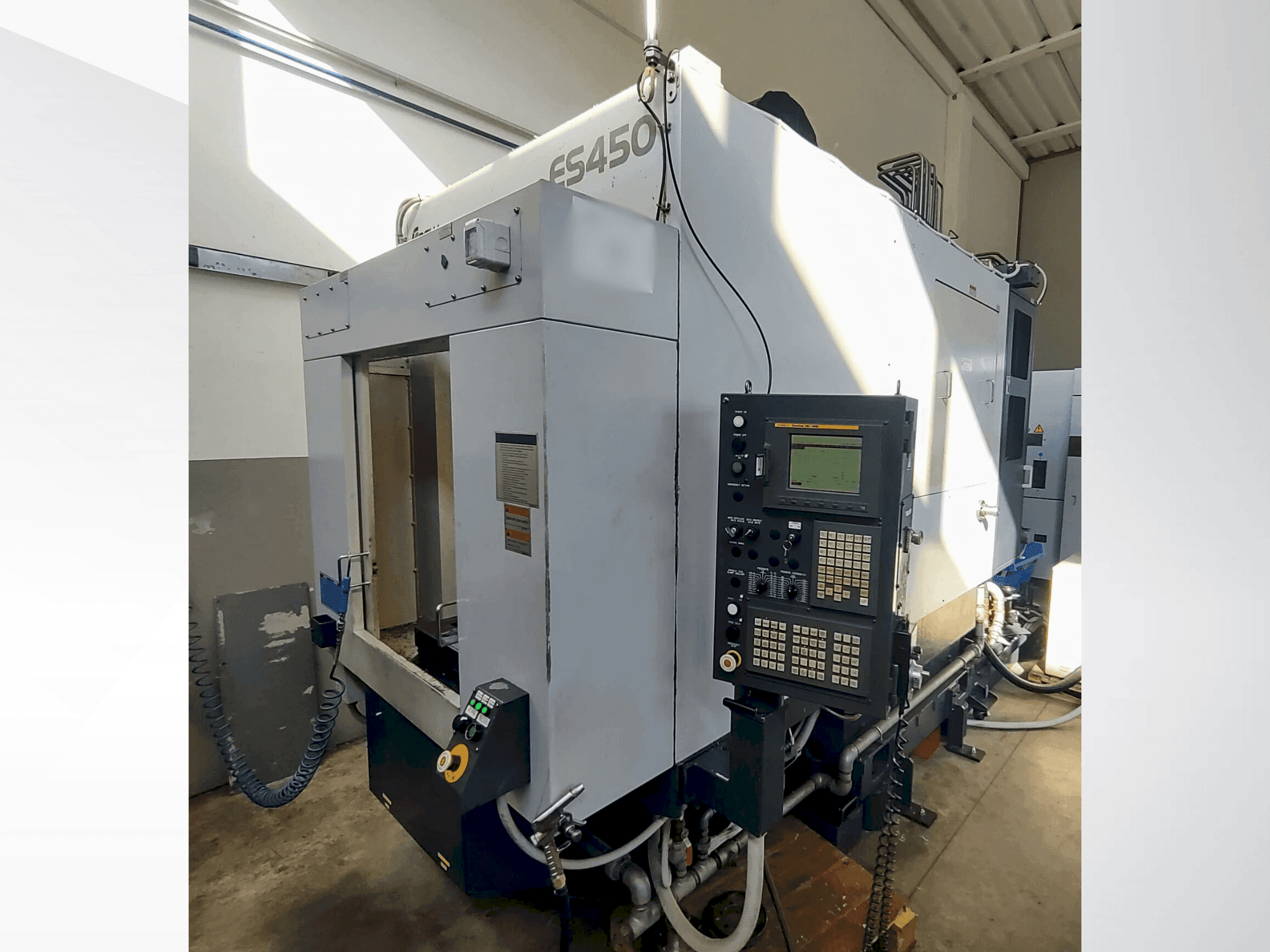 A Enshu ES450 gép elölnézete