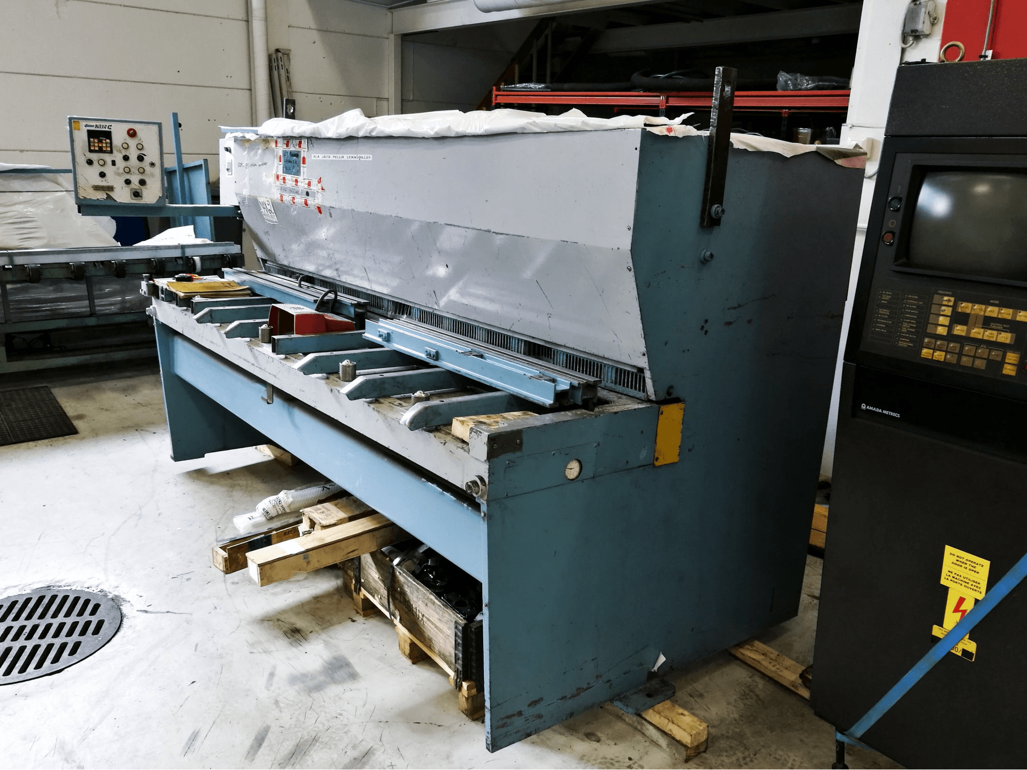 A CHE 25/4 gép elölnézete