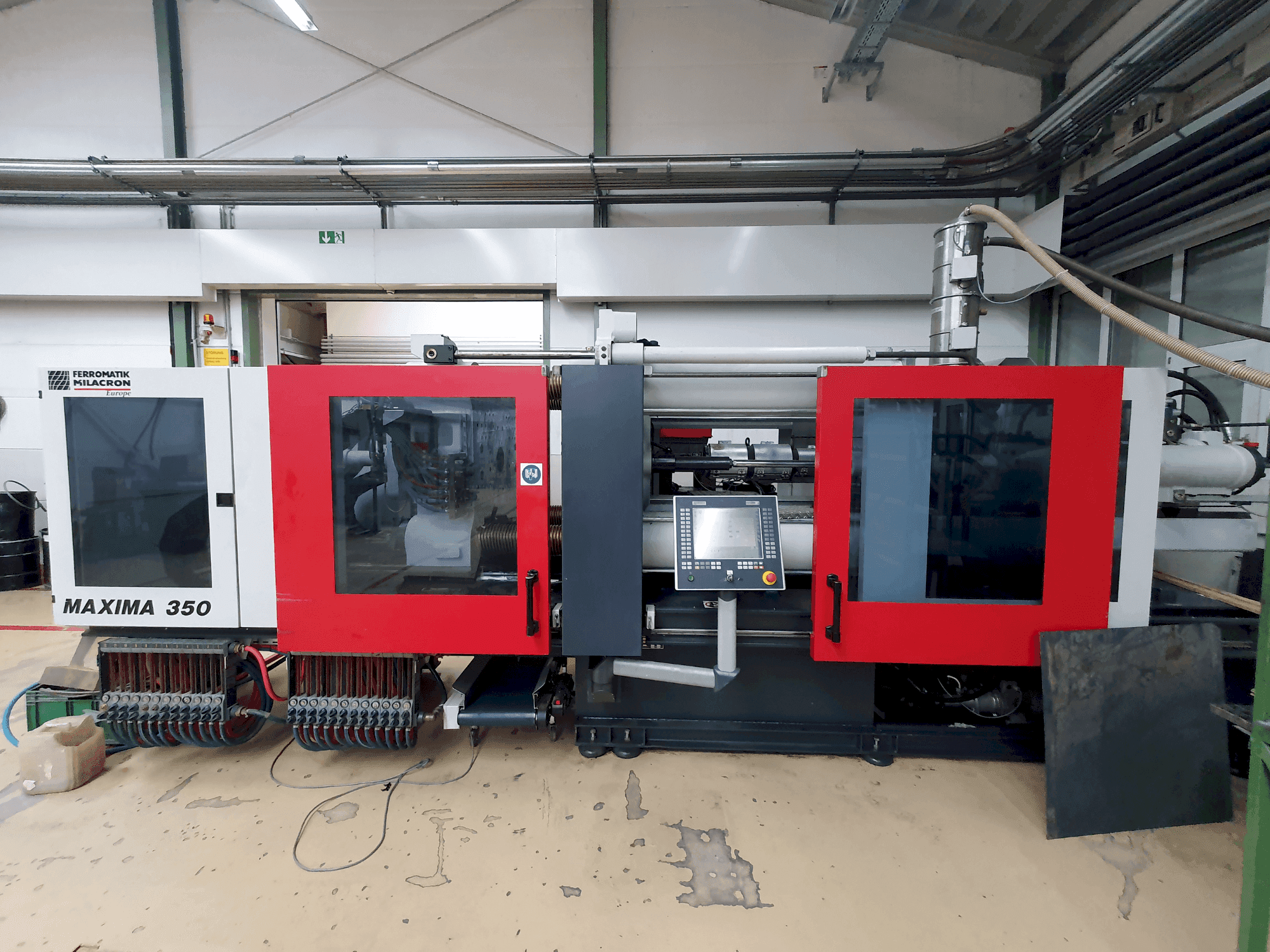 A FERROMATIK Maxima 350-2290 gép elölnézete