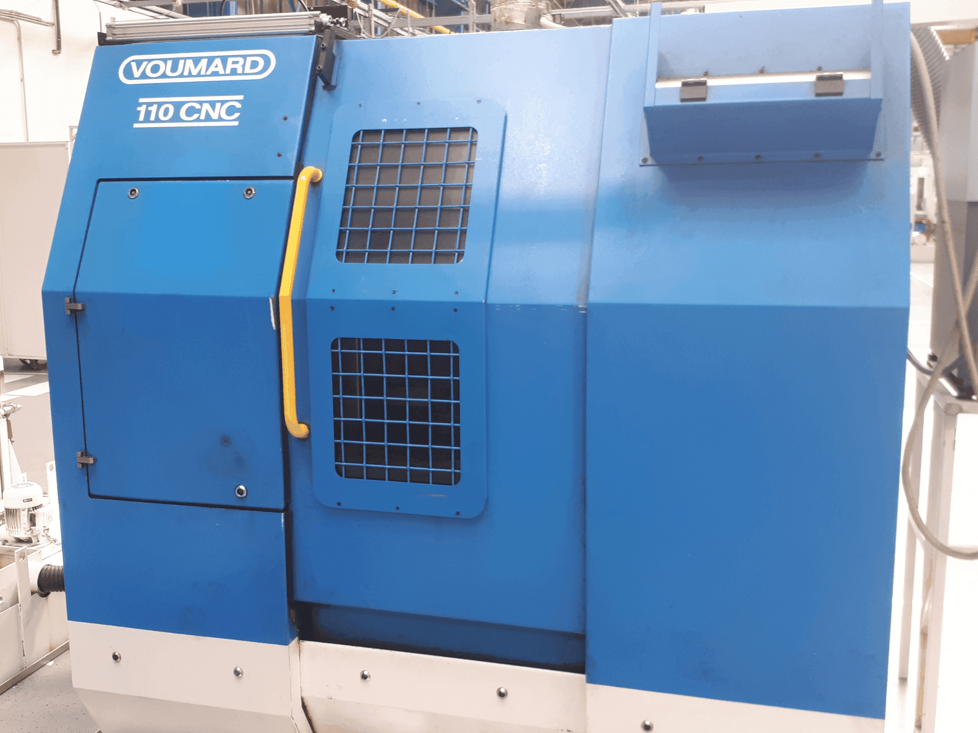 A VOUMARD 110 CNC T gép elölnézete