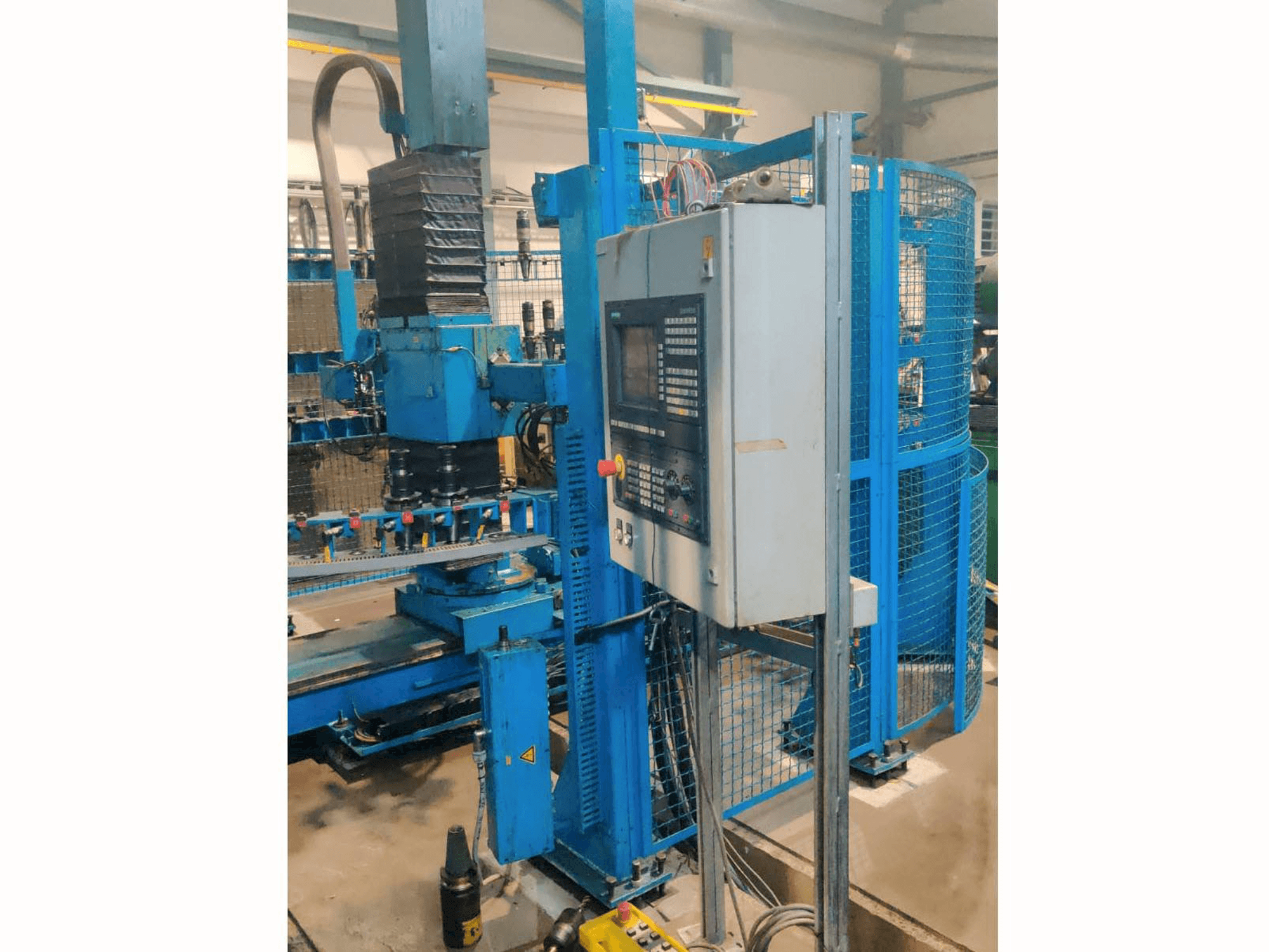 A PEGARD Precivit 2S PCV 1000 gép elölnézete