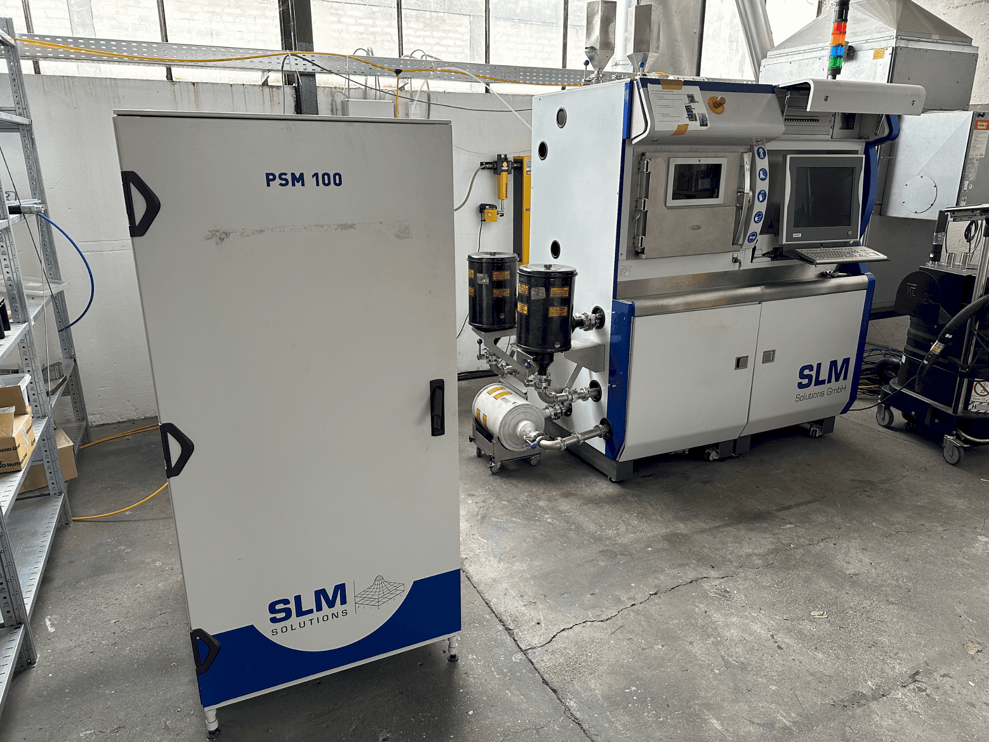 A SLM 280 HL gép elölnézete
