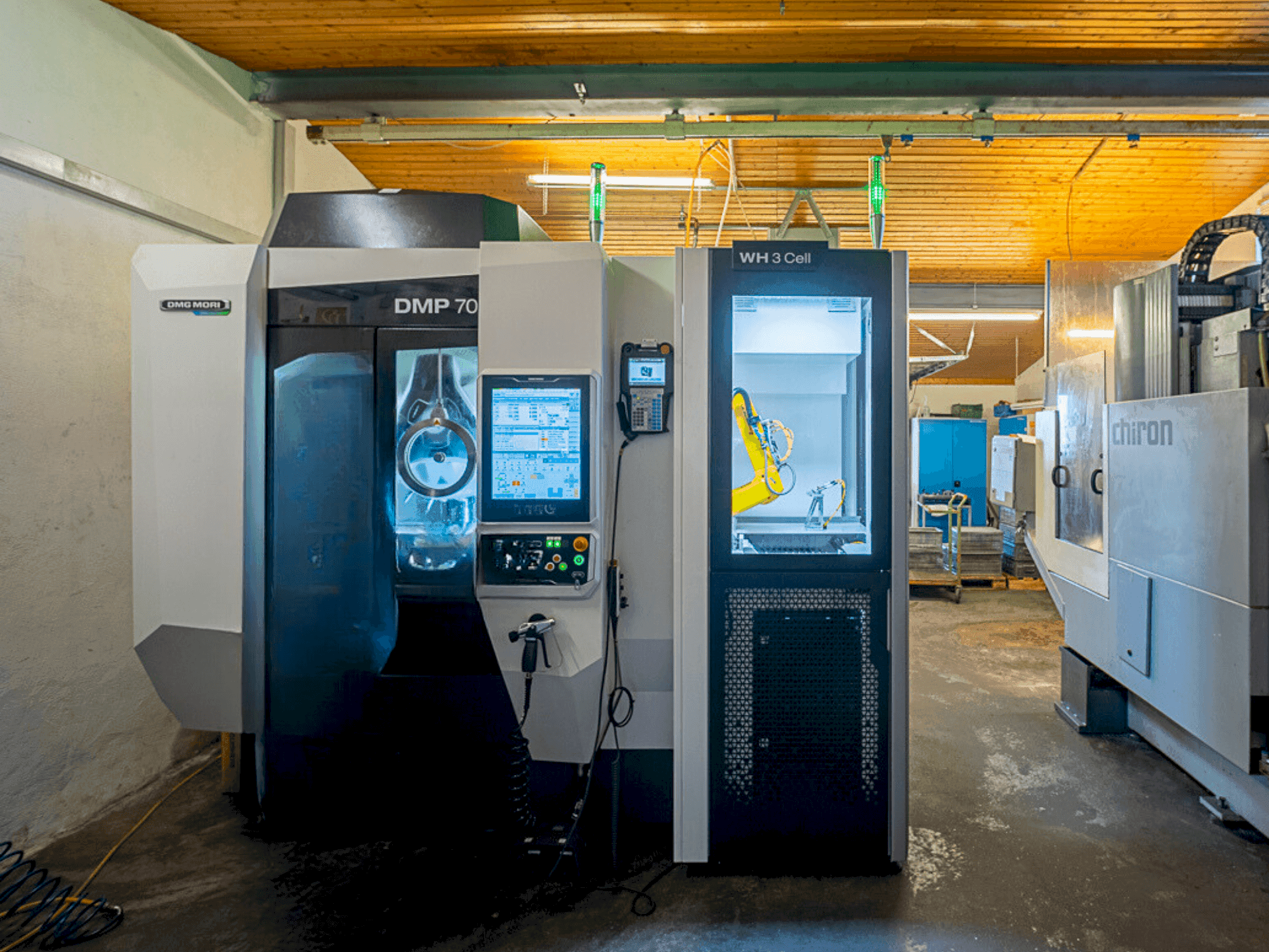 A DMG MORI DMP 70 with WH3 gép elölnézete