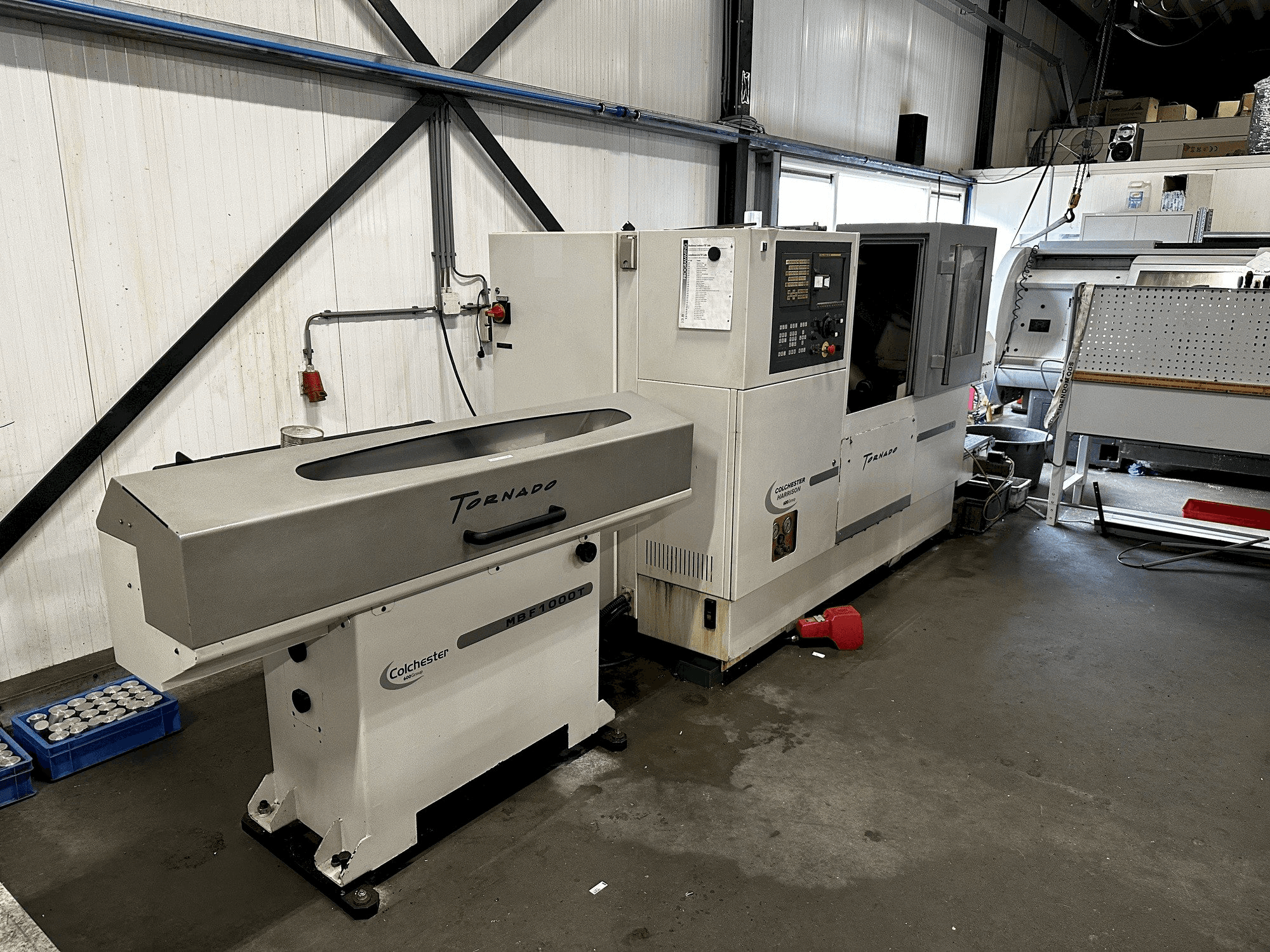 A Colchester Tornado T2 gép elölnézete