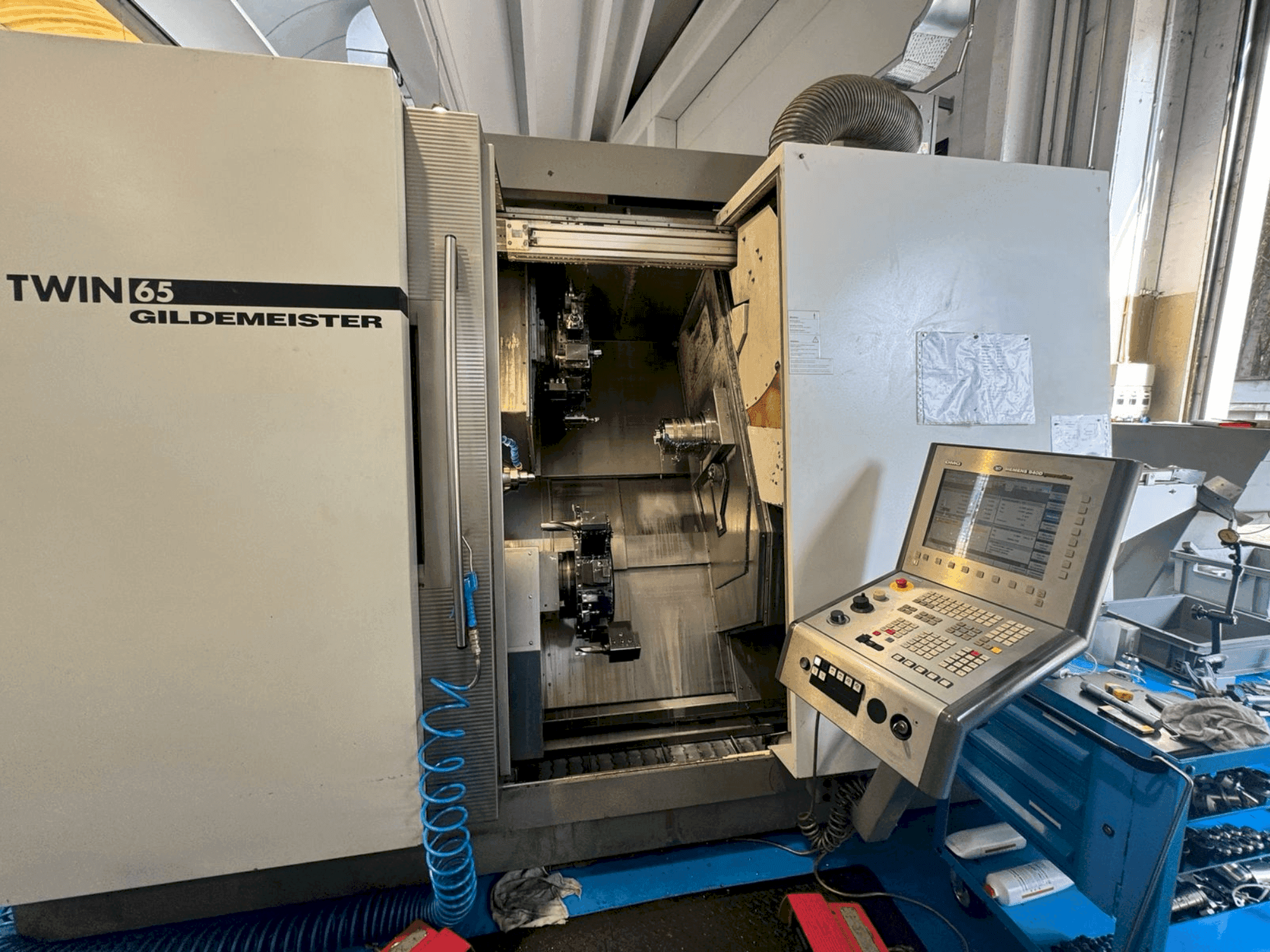 A Gildemeister Twin 65 gép elölnézete