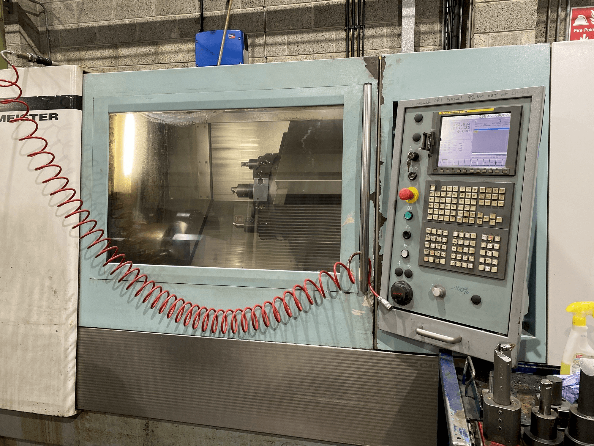 A Gildemeister CTX 510 gép elölnézete