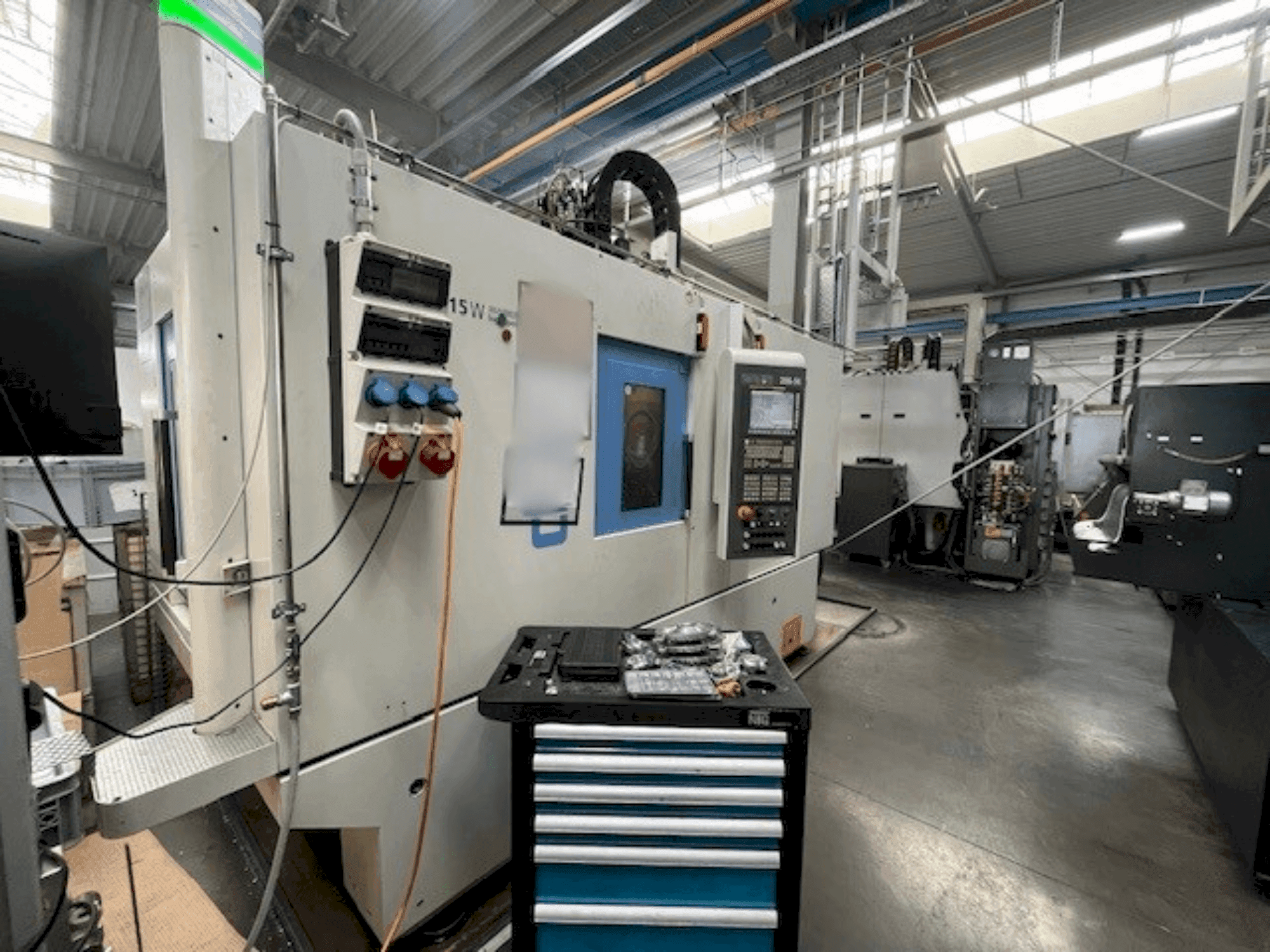 A CHIRON FZ 15 W Magnum HS gép elölnézete