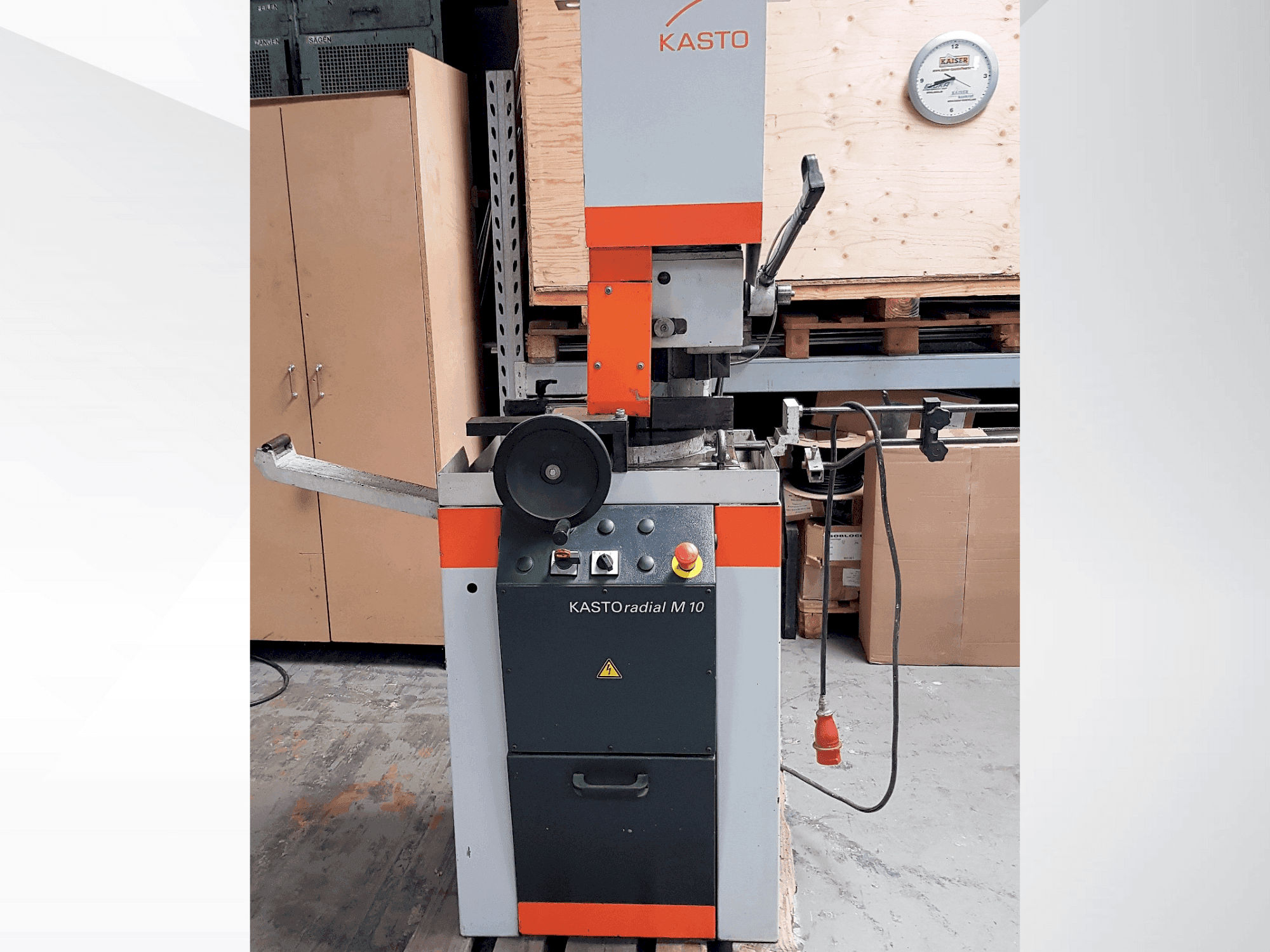 A KASTO Radial M10 gép elölnézete