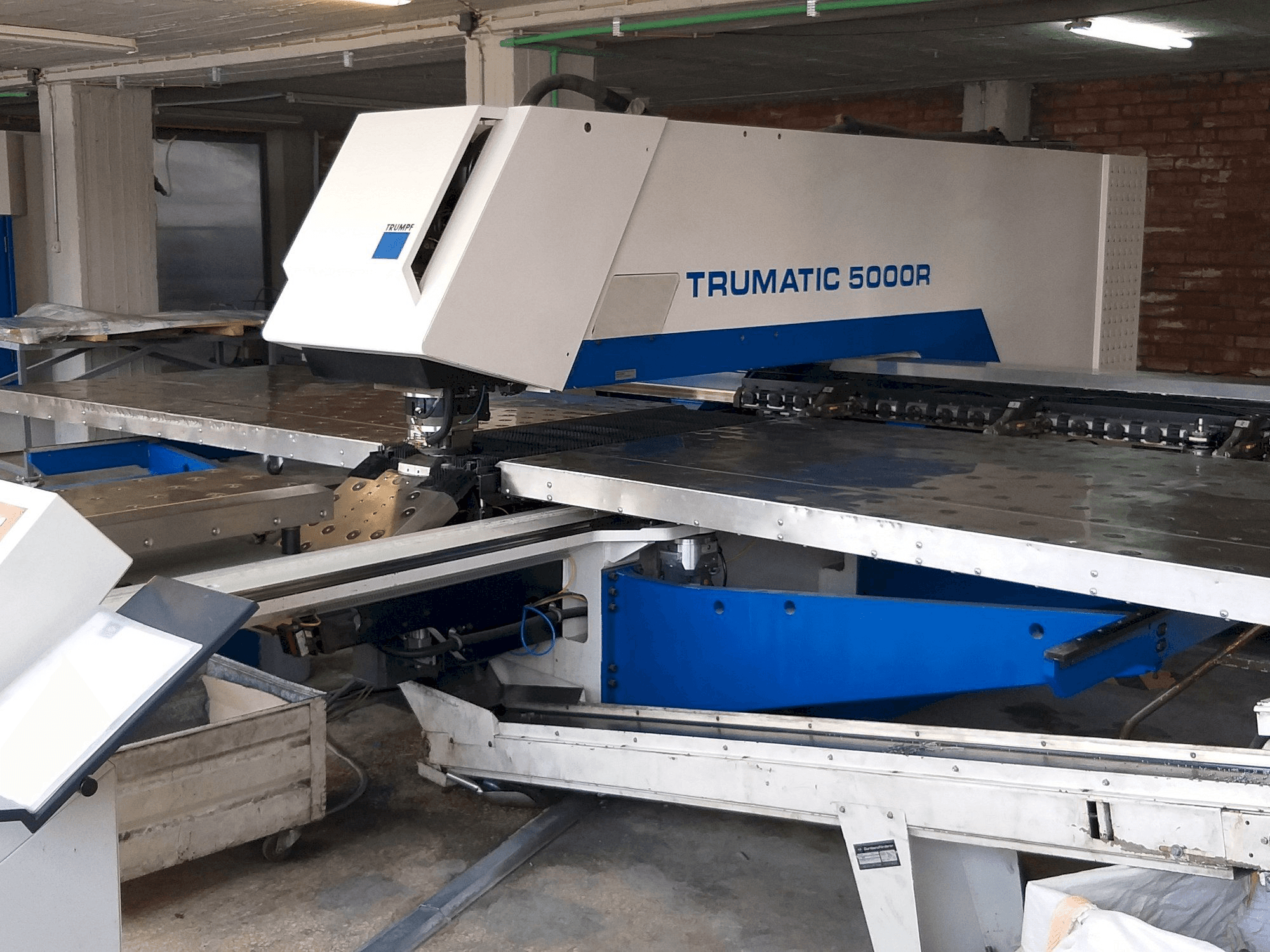 A Trumpf Trumatic 5000 R gép elölnézete