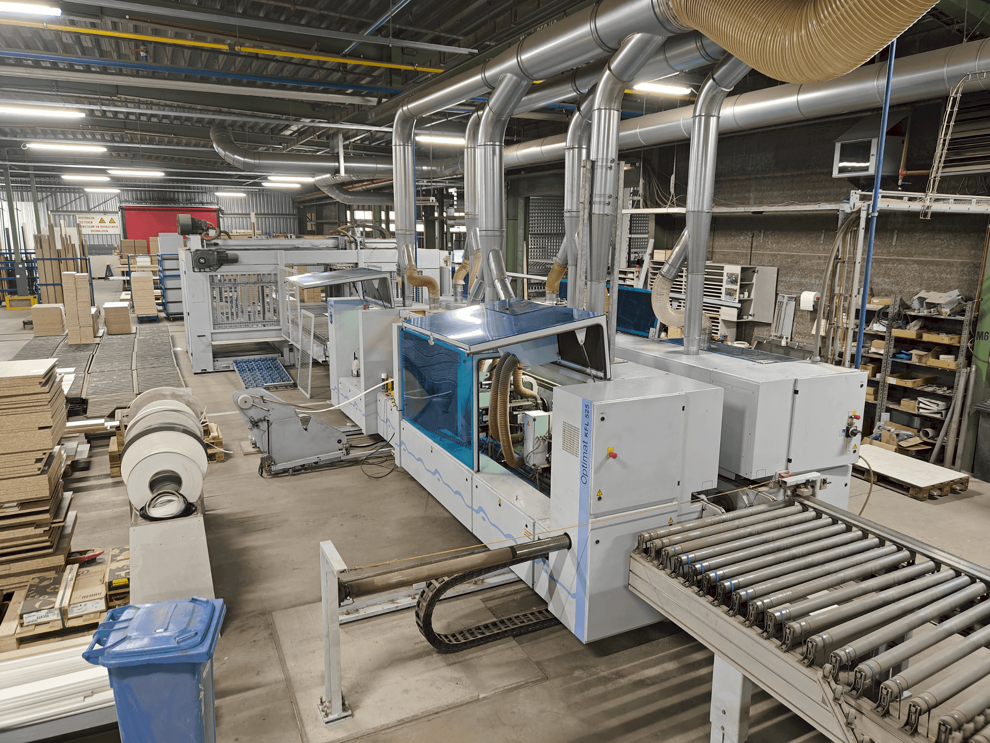 A HOMAG Edgebanding line gép elölnézete