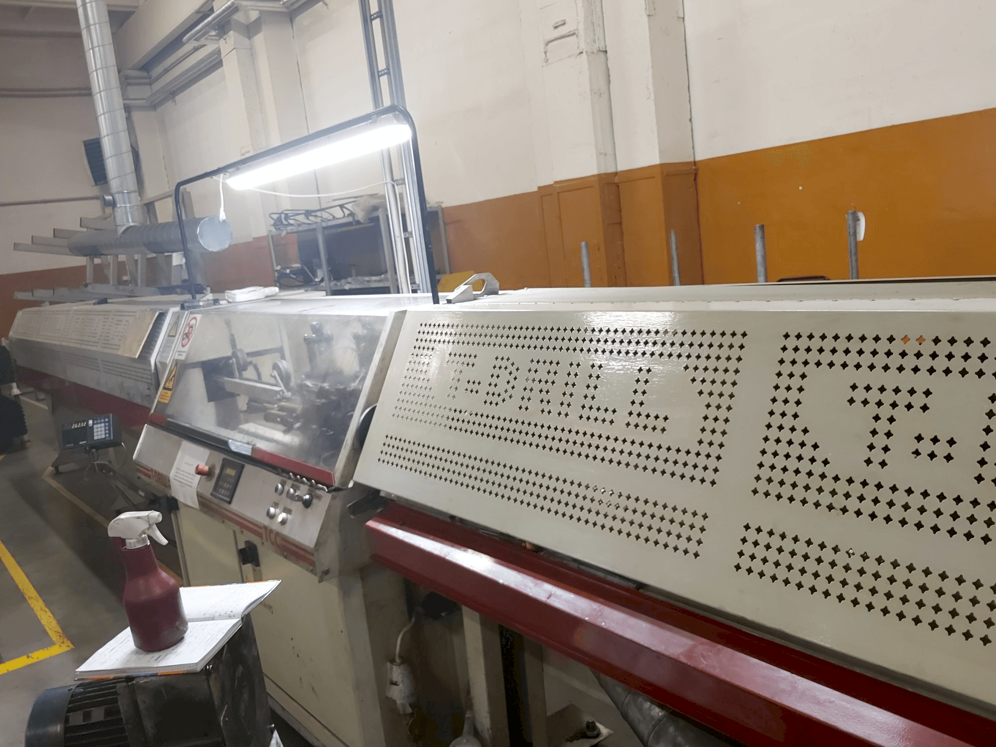 A T-DRILL TCC-50+RL4000+RCT2000 gép jobb oldali nézete