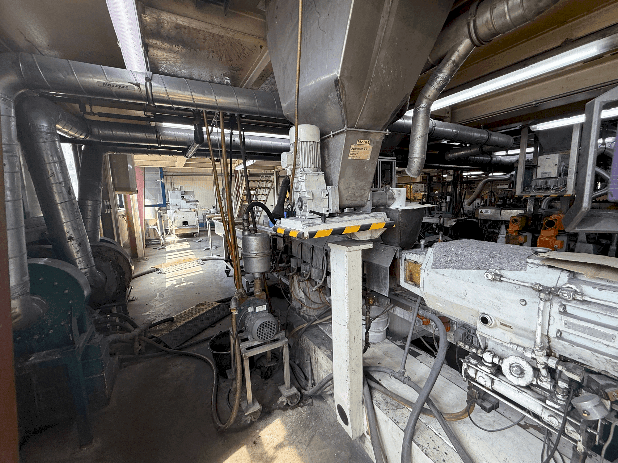 A Leistriz ZSE 50 GL-36D (1995) gép elölnézete