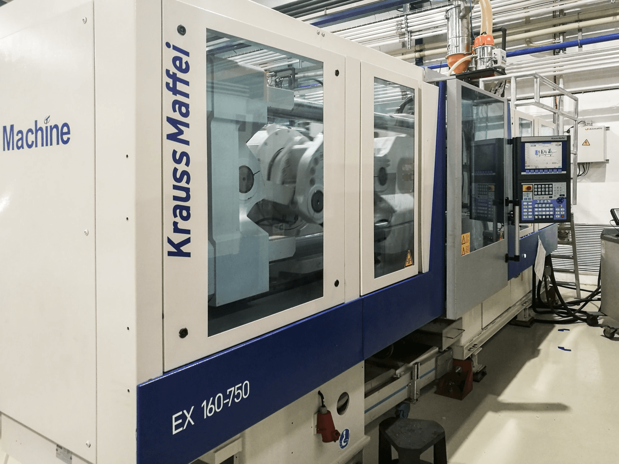 A Krauss Maffei 160-750 EX gép bal oldali nézete