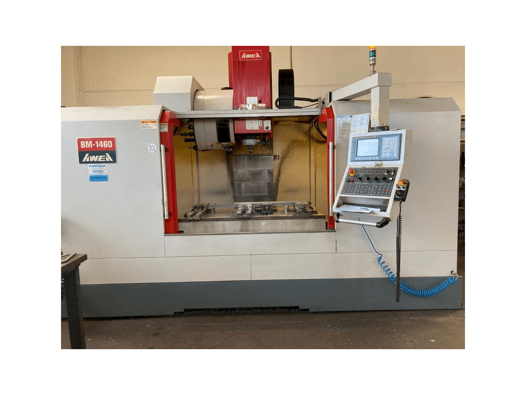 A AWEA BM1400 gép elölnézete