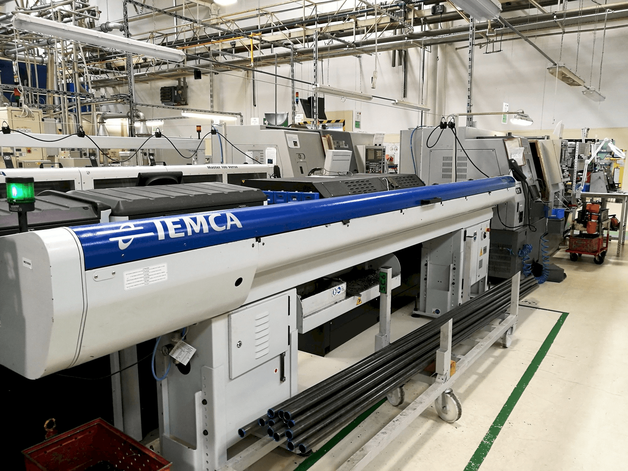 A IEMCA BOSS 552 HD - 44 LL gép elölnézete