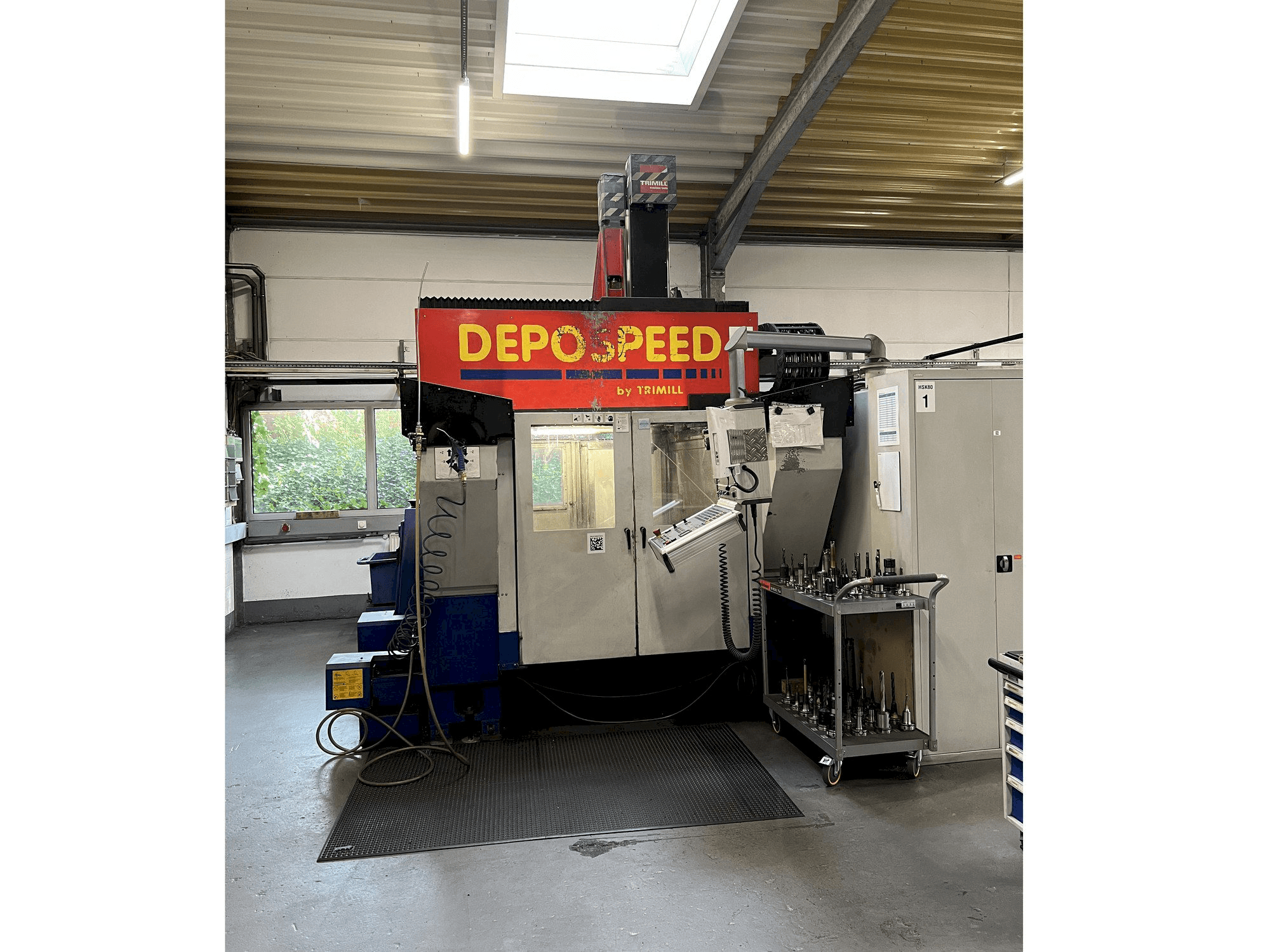 A TRIMILL 1011 Depo Speed gép elölnézete