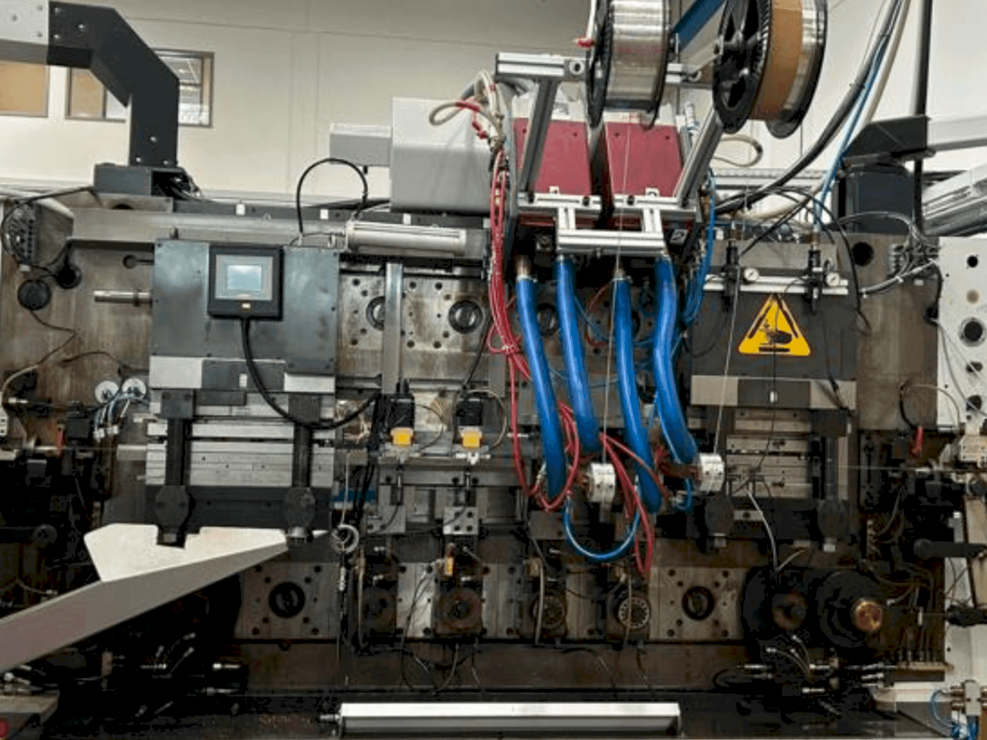 A Bihler BZ 2/8 gép elölnézete