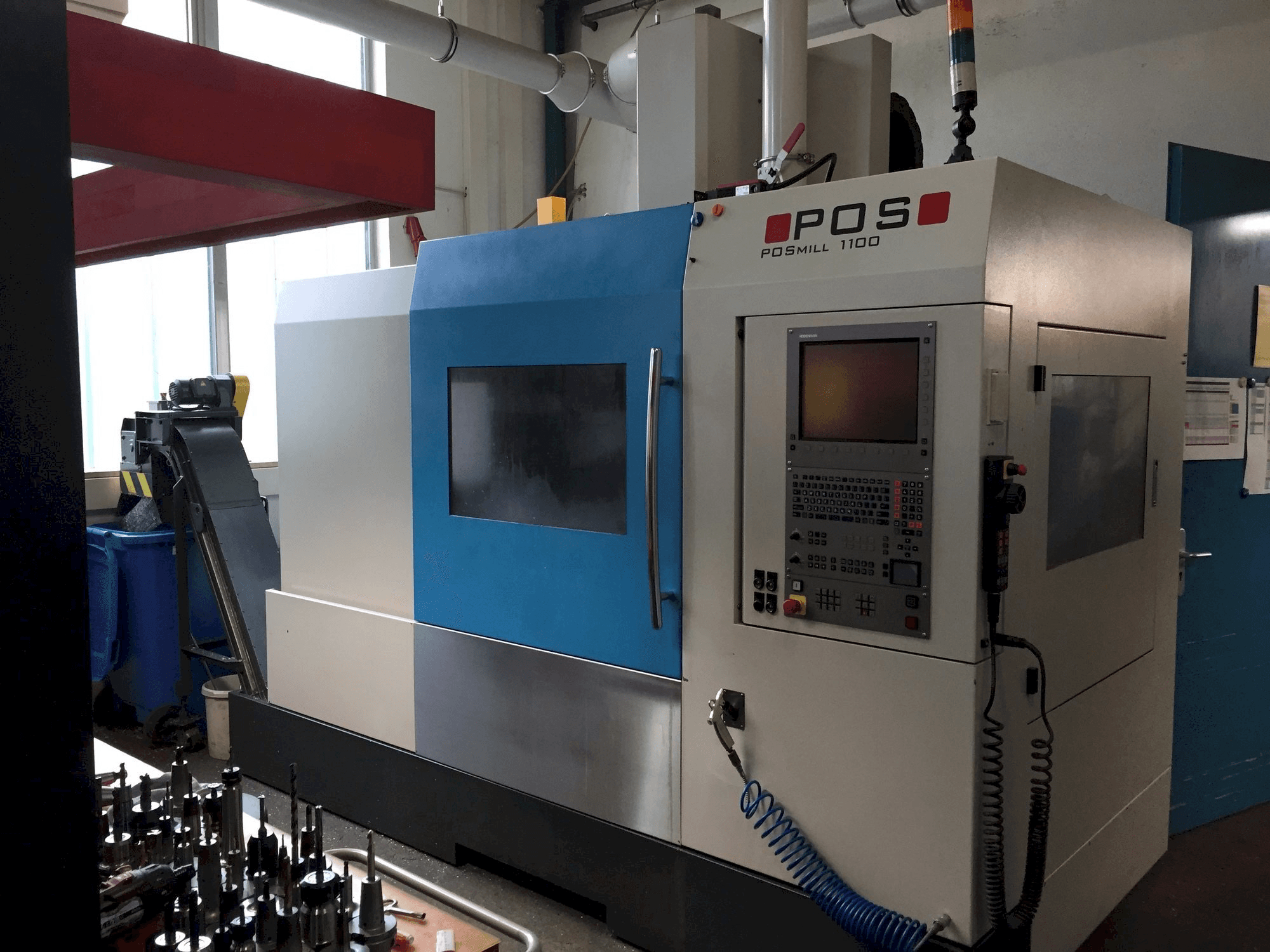 A POS POSmill 1100 gép elölnézete