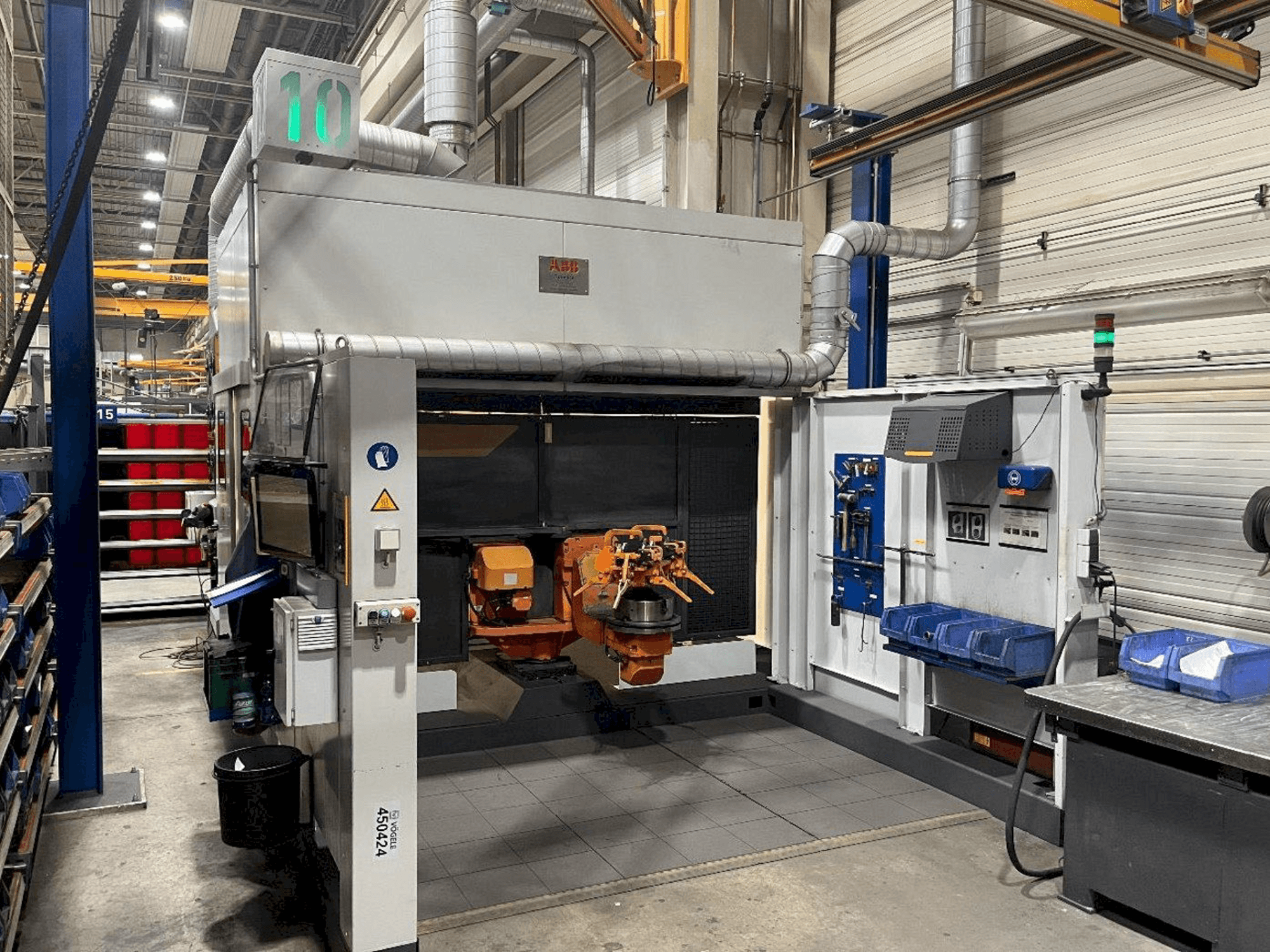 A ABB gép elölnézete