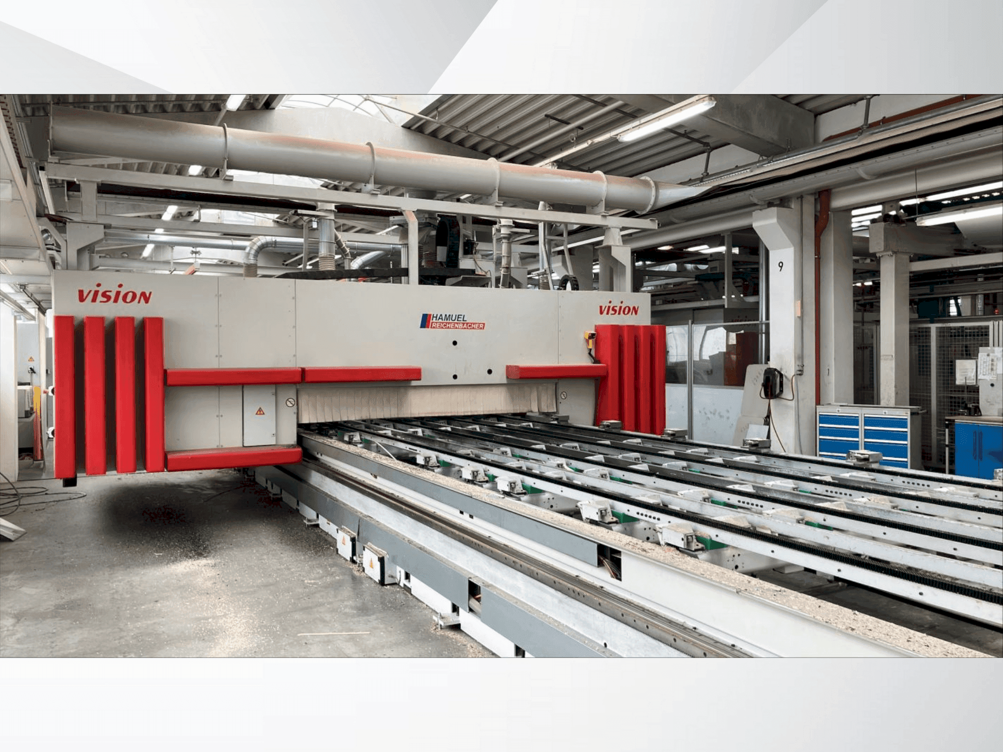 A Hamuel Reichenbacher VISION III-TT-L gép elölnézete