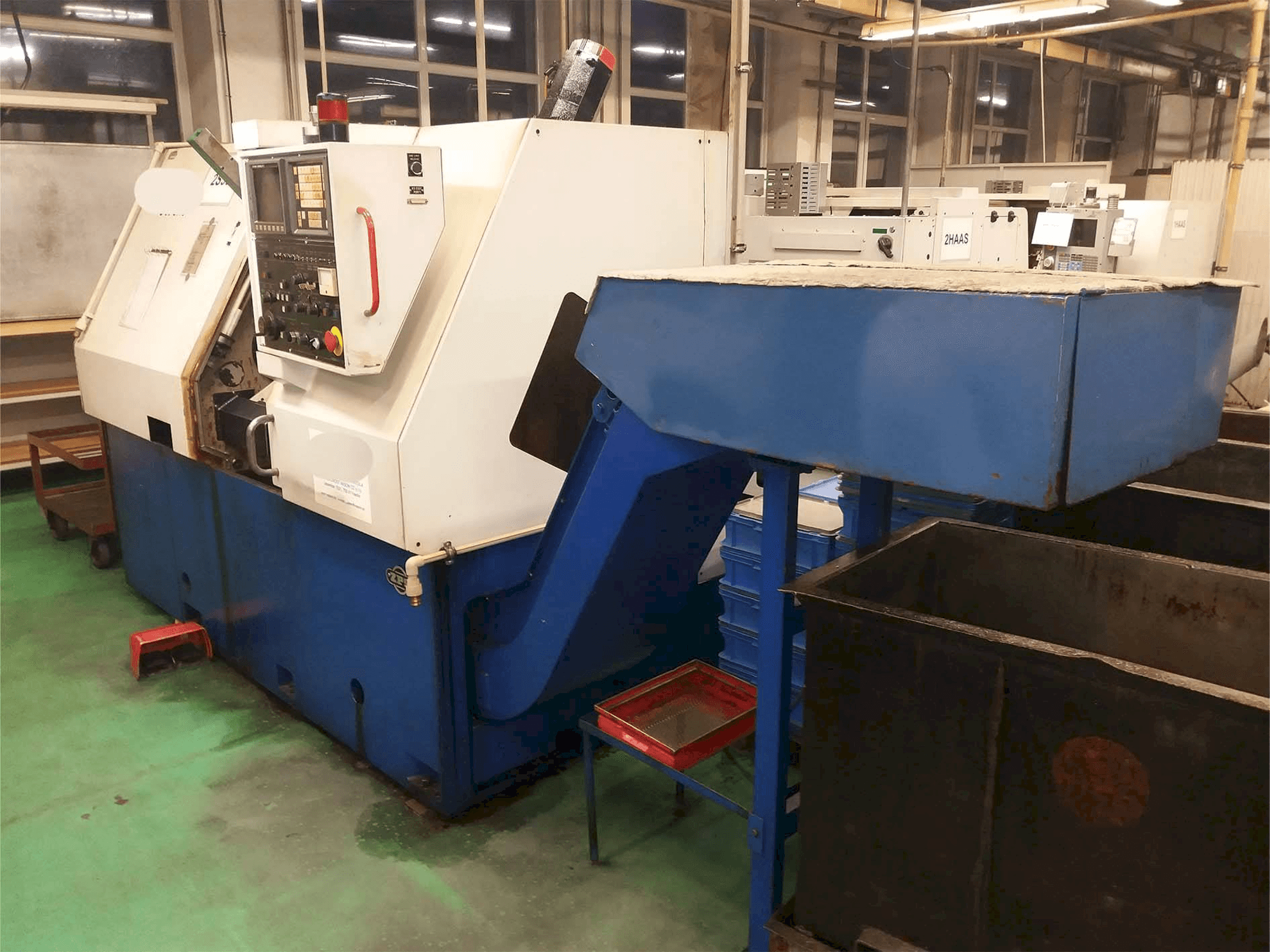 A ZPS S-50 CNC gép elölnézete