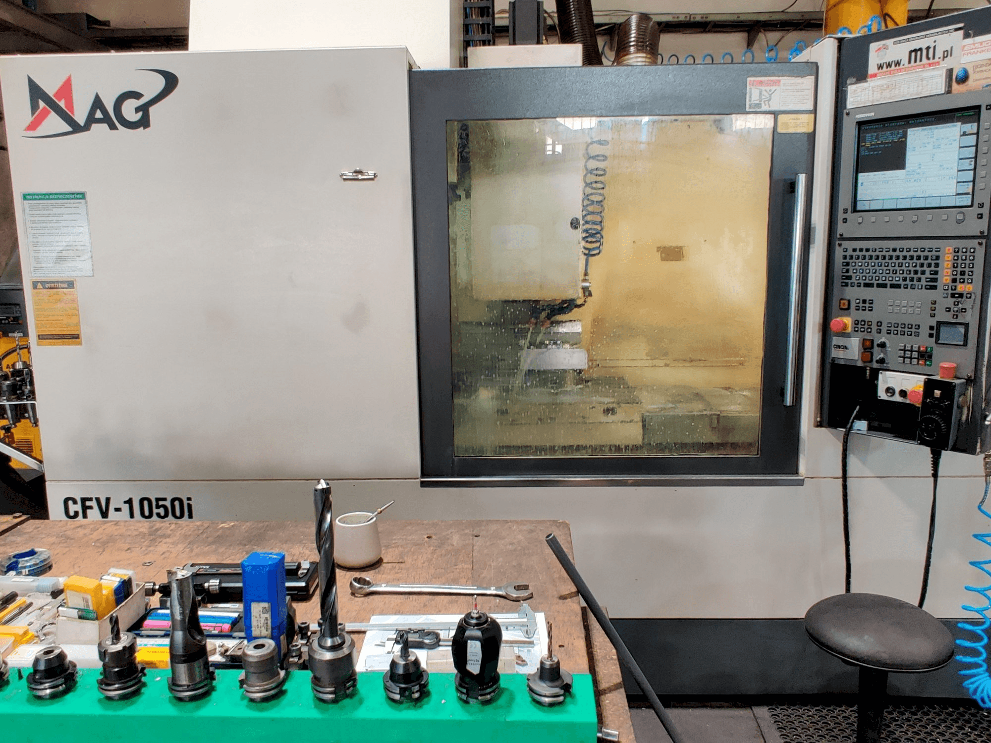 A MAG CFV 1050 gép elölnézete