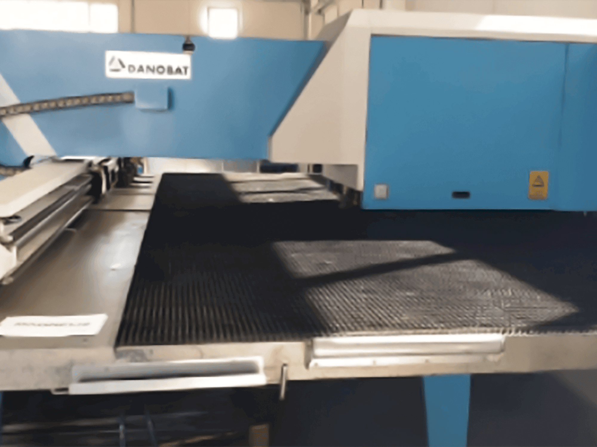 A DANOBAT PGA-1 gép elölnézete