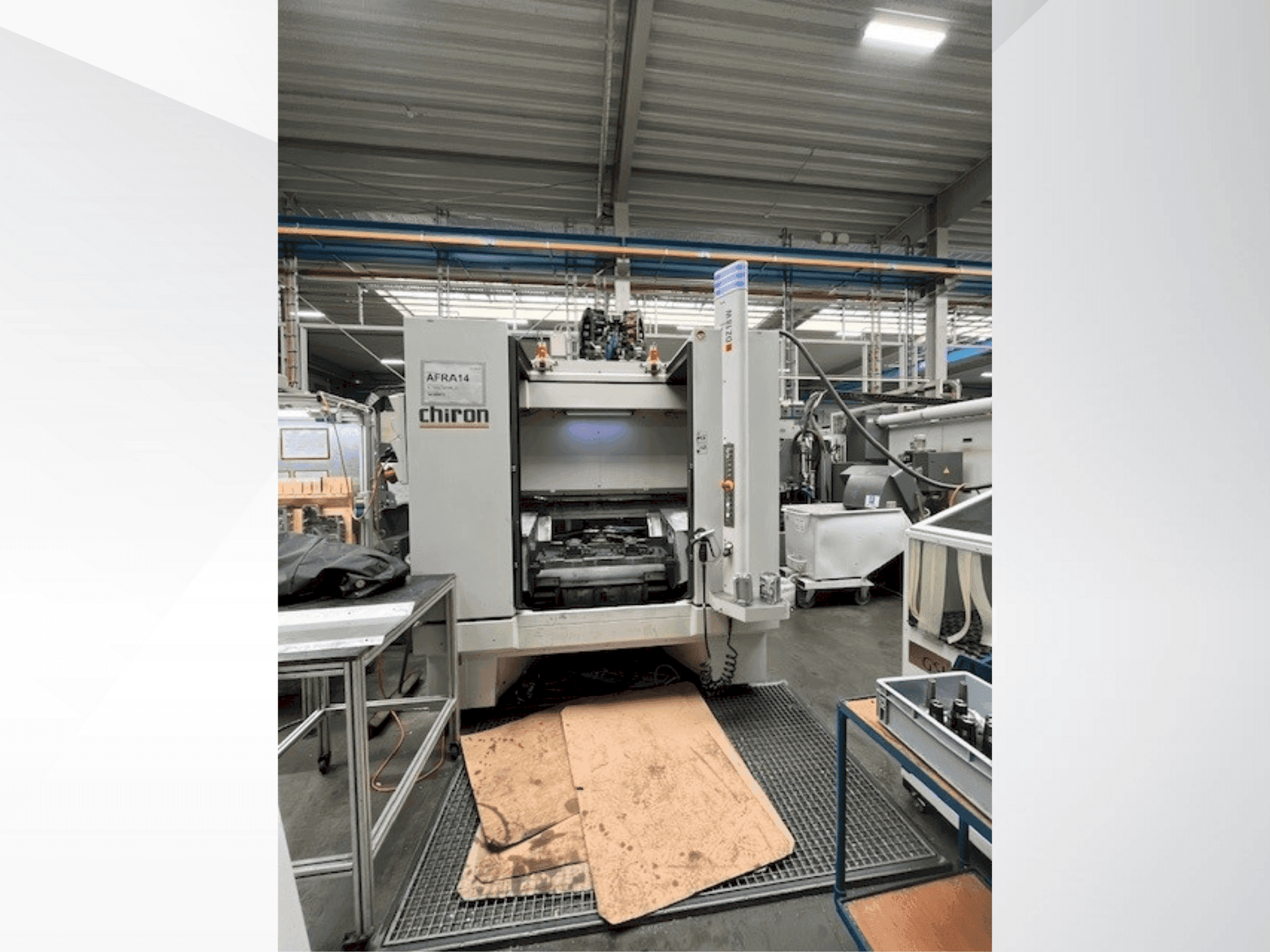 A CHIRON DZ 18 W gép elölnézete