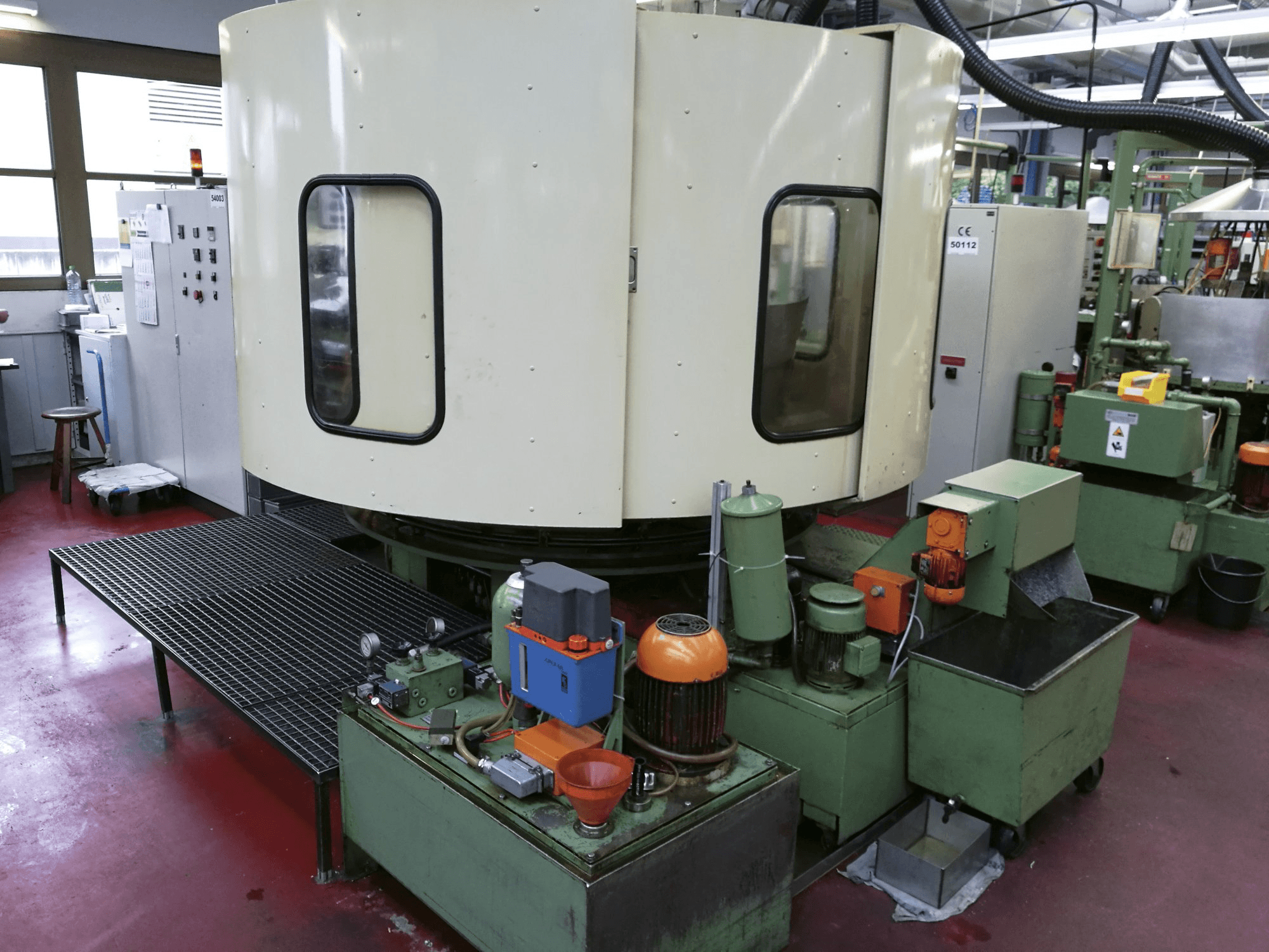 A RIS-INGOLD Rismatic 151G-12 gép elölnézete