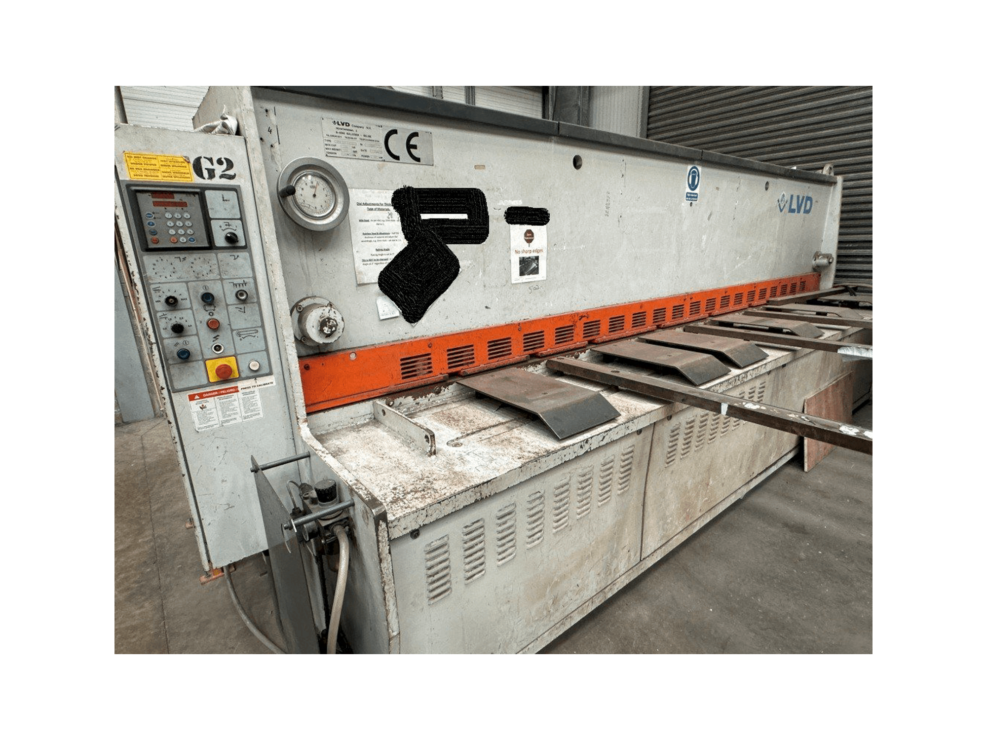 A LVD HST-C 40/6 gép elölnézete