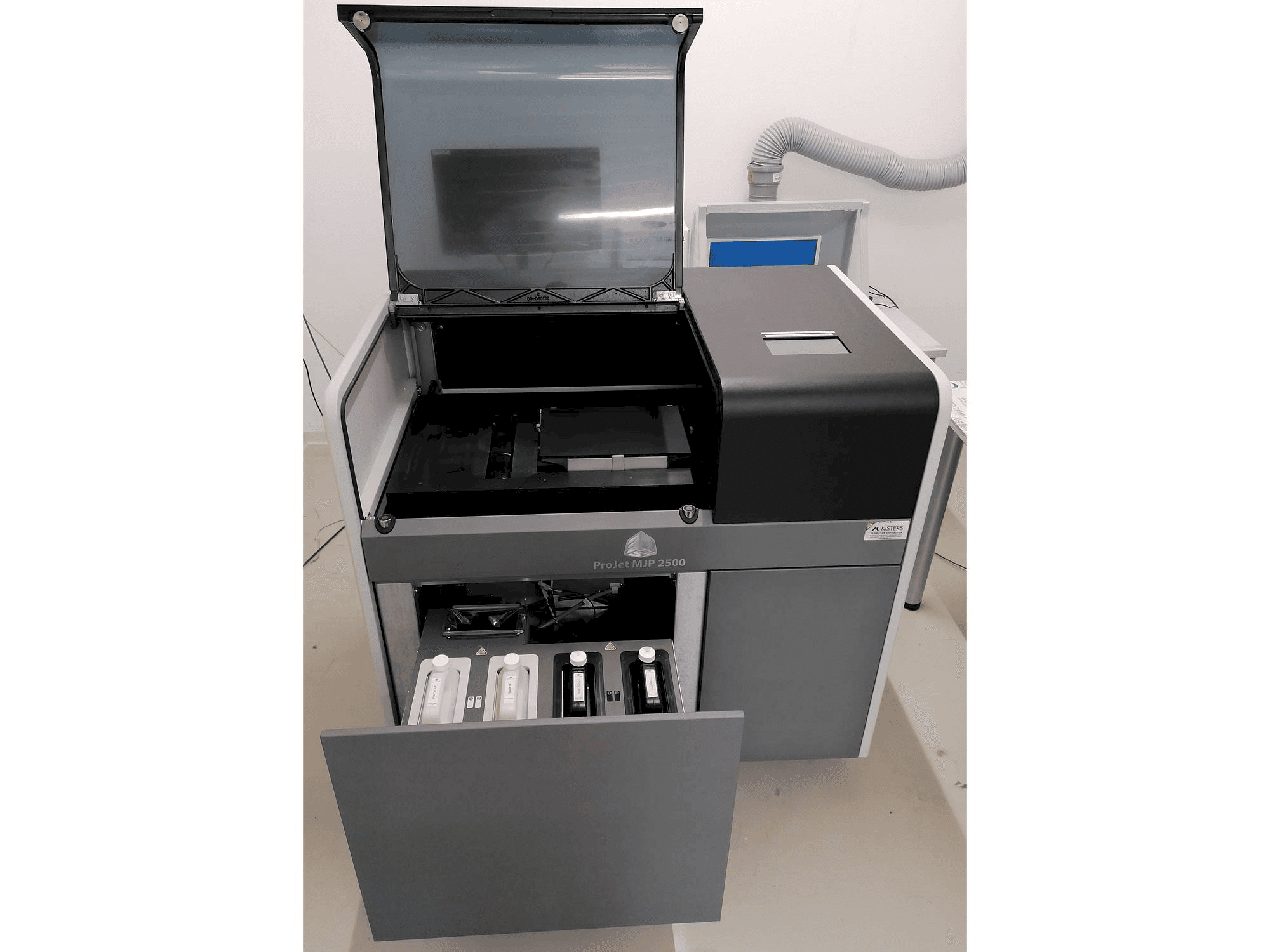 A 3DSYSTEMS ProJet MJP 2500Plus gép elölnézete