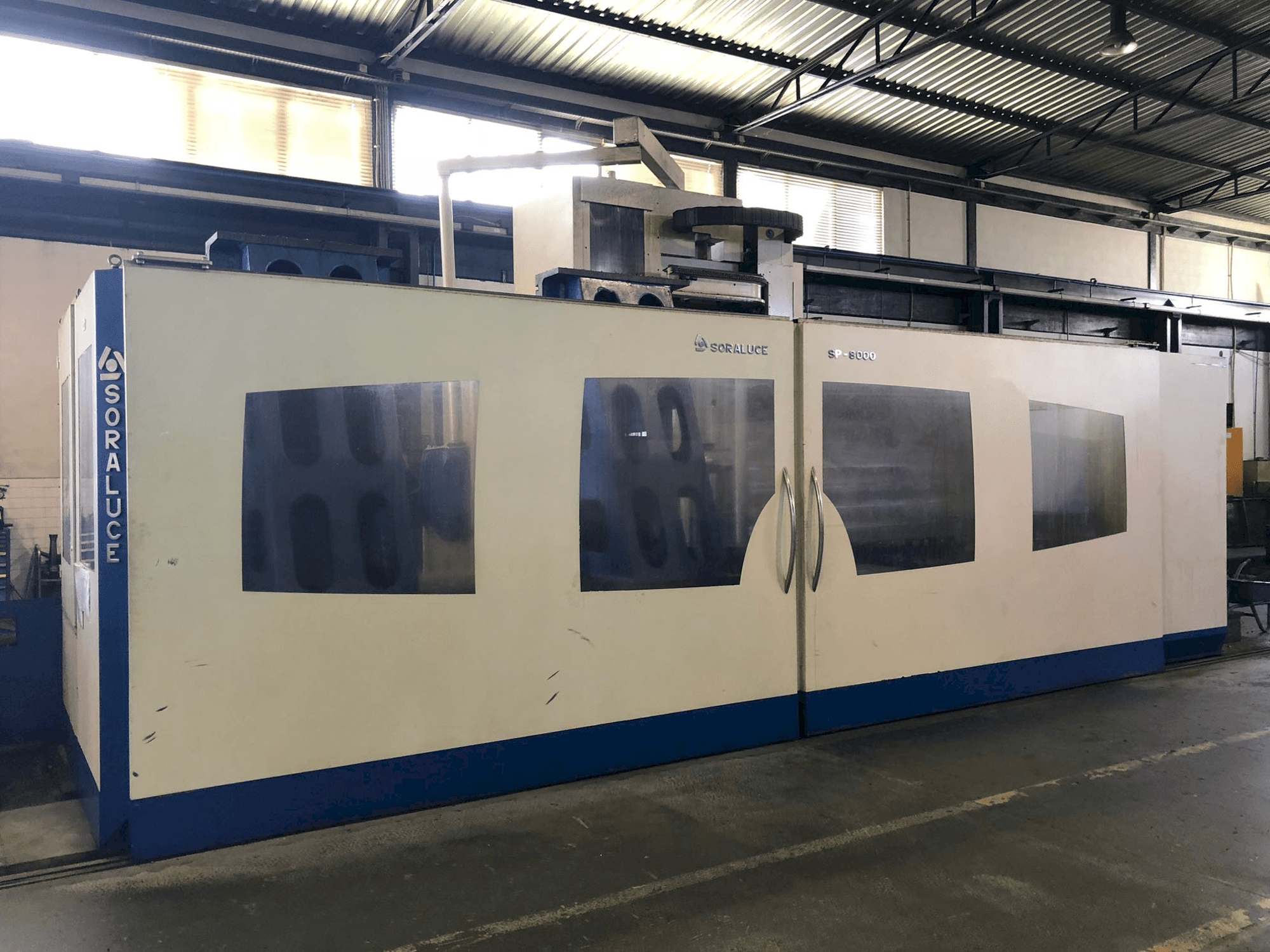 A Soraluce SP 8000 gép elölnézete