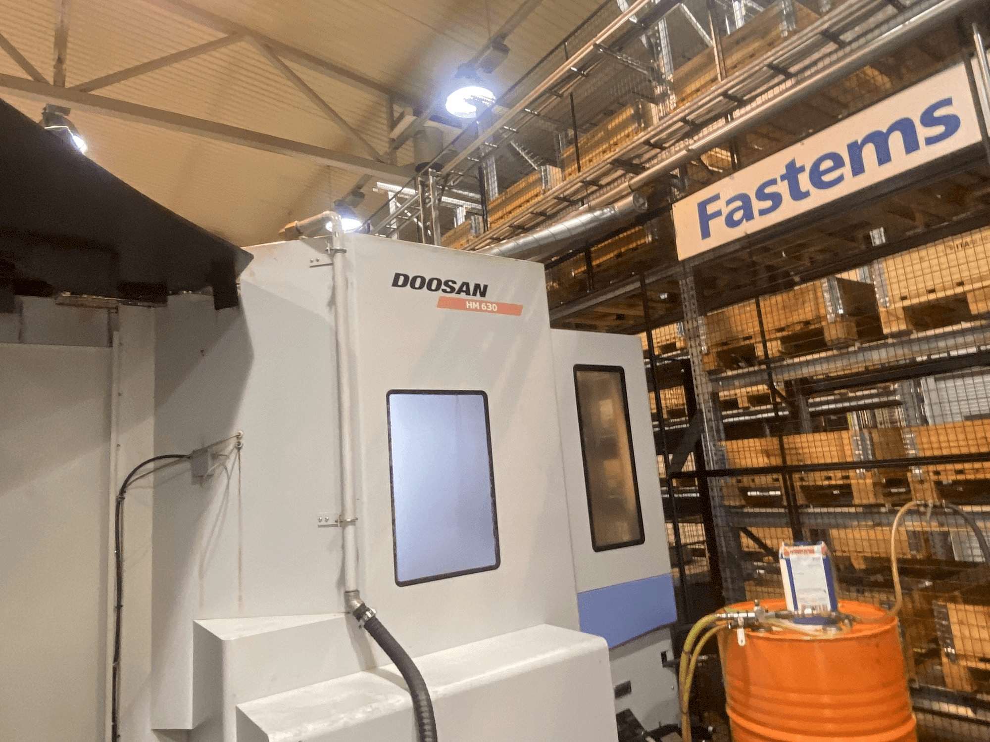 A DOOSAN HM 630 gép elölnézete