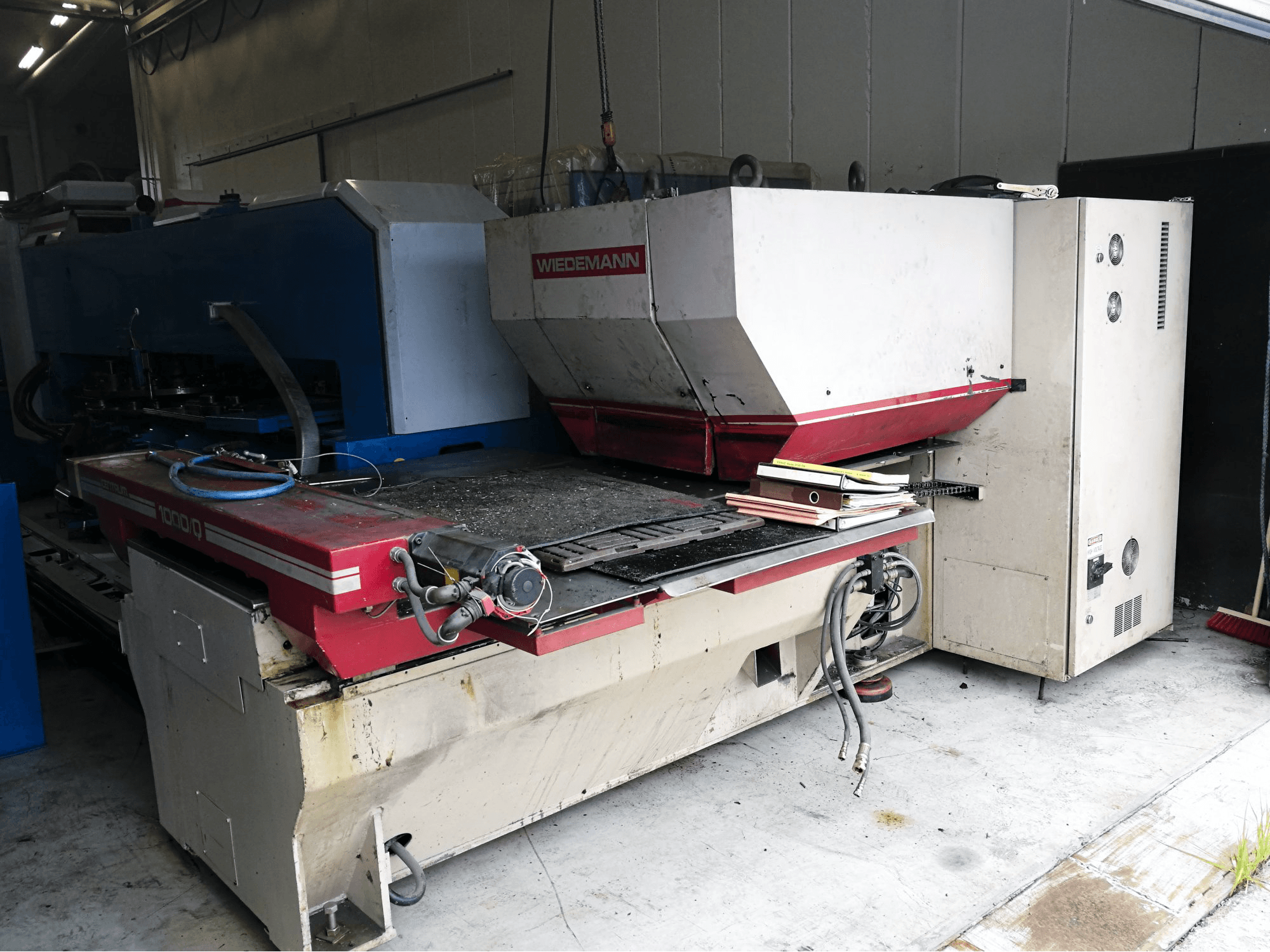 A Murata Wiedemann C-1000 gép jobb nézete