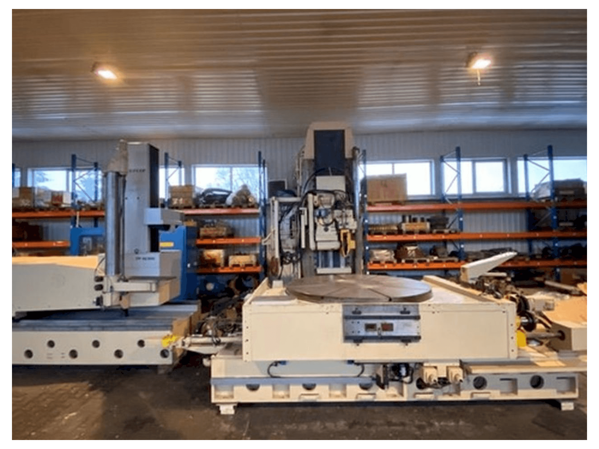 A NILES ZSTZ 35 gép elölnézete