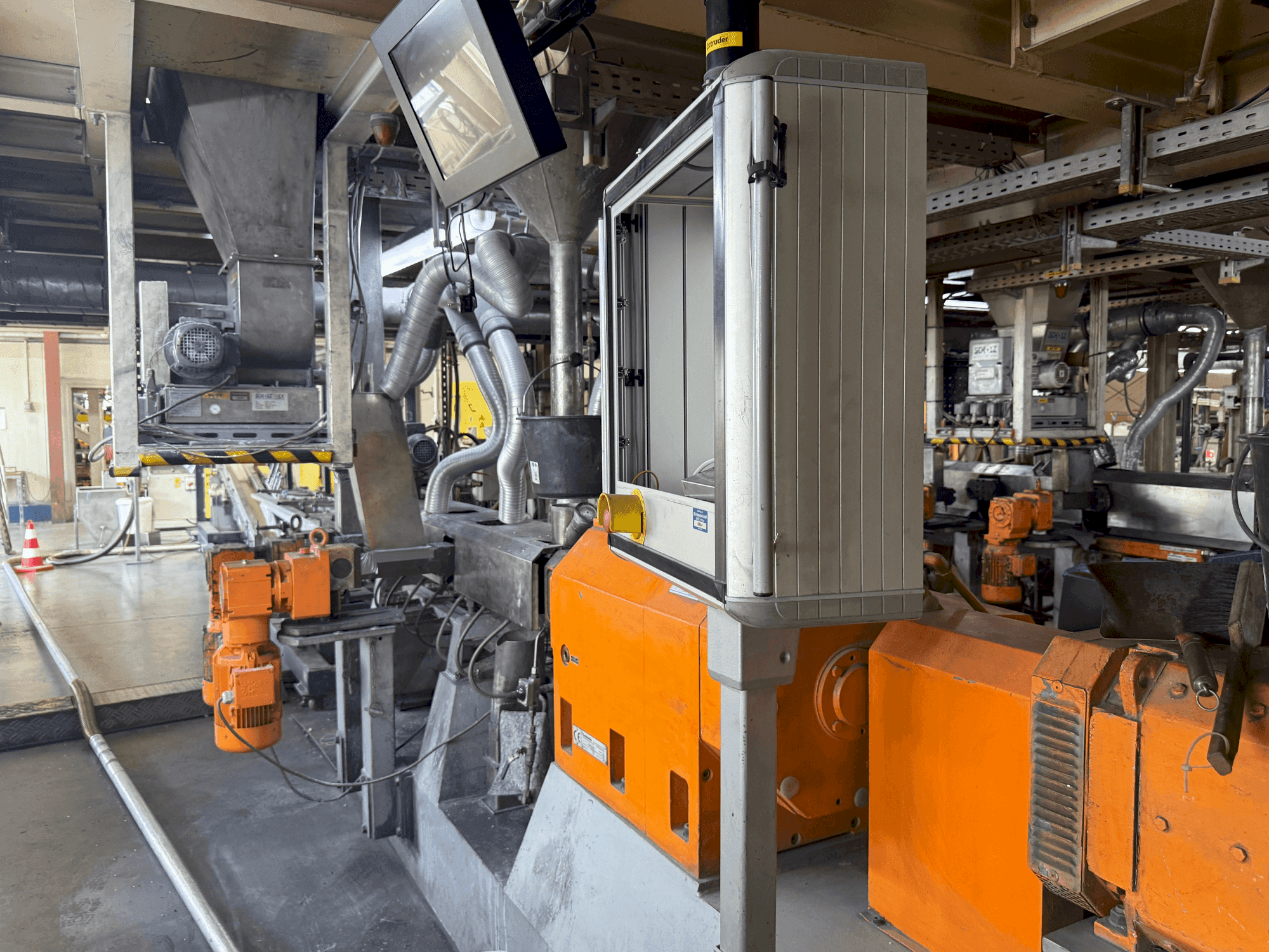 A Leistritz ZSE 50HP-40D gép oldalnézete